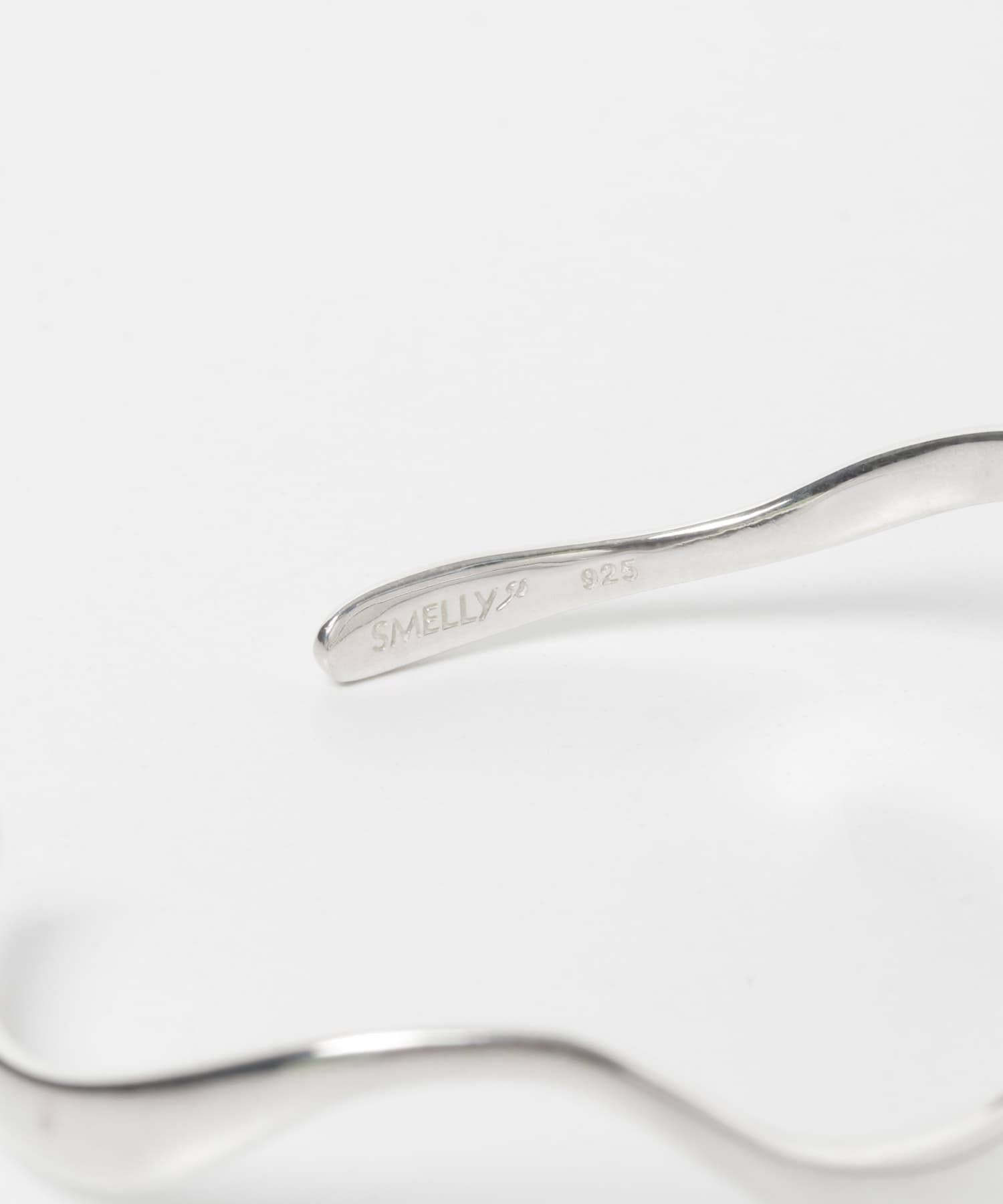 SMELLY「SMELLY so&rsquo;　nuance line  bangle」|ブレスレット・バングル|