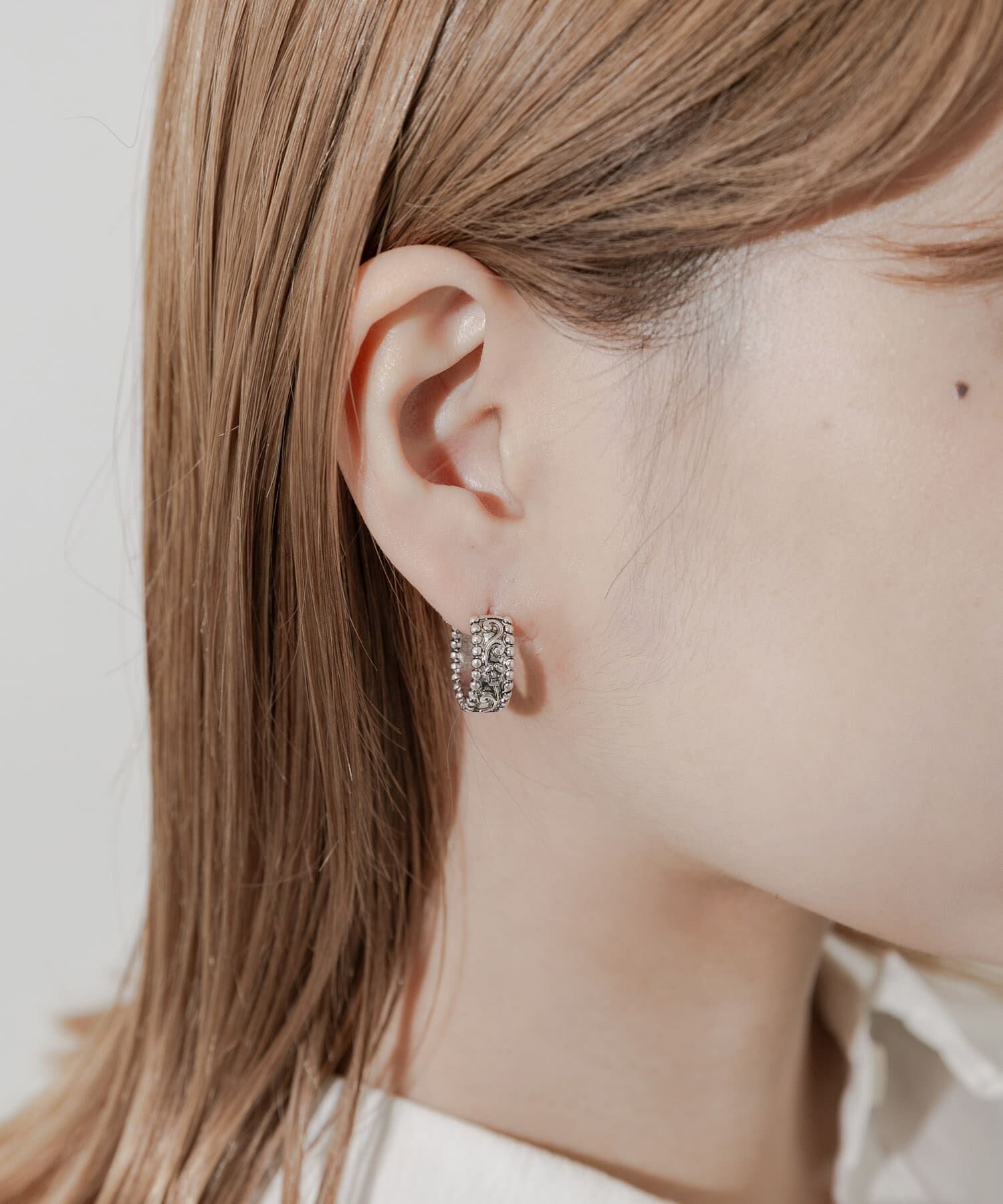 SMELLY「ヴィンテージチックワンタッチフープピアス」|ピアス|