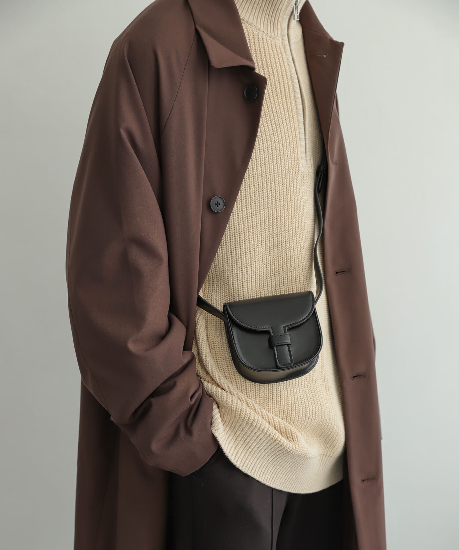 SENSE OF PLACE by URBAN RESEARCH「『ユニセックス』フェイクレザーフラップミニショルダー」|ショルダー・メッセンジャー|