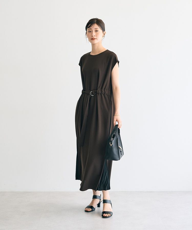 YECCA VECCA「ベルテッドプリーツ切替ワンピース」|ワンピース|