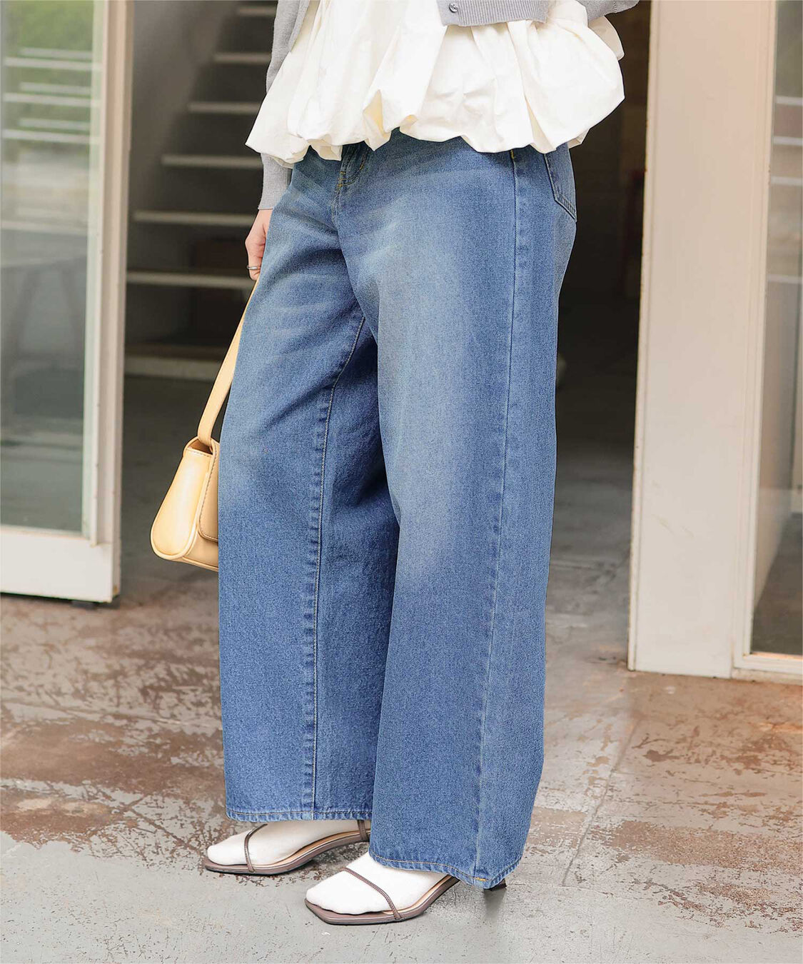 titivate「ストレートシルエットデニムパンツ」|デニム|