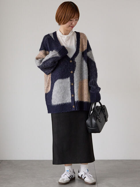 Lugnoncure「起毛ジャカードパッチワーク風Vネックカーディガン」|カーディガン|