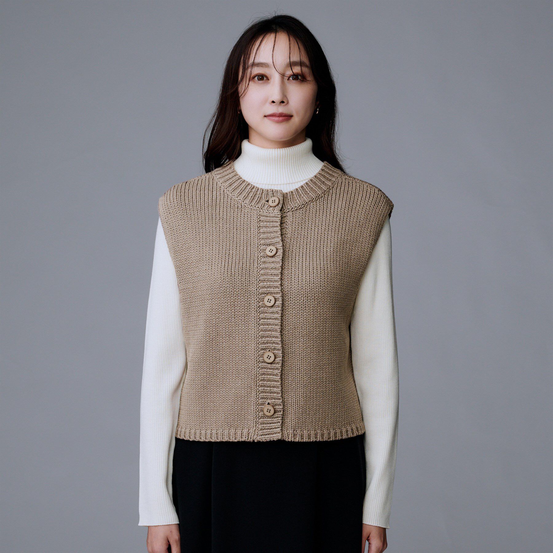 UNTITLED「【レイヤード/前ボタン】2WAYニットベスト」|ニット・セーター|