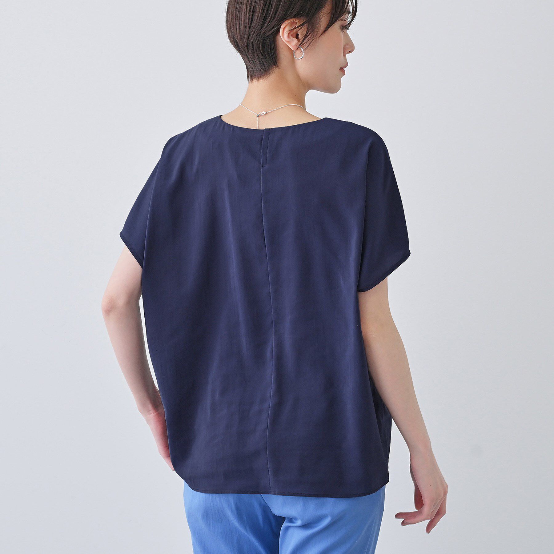 INDIVI「【通気性◎撥水／接触冷感／UVケア】ドルマンスリーブブラウス」|シャツ・ブラウス|