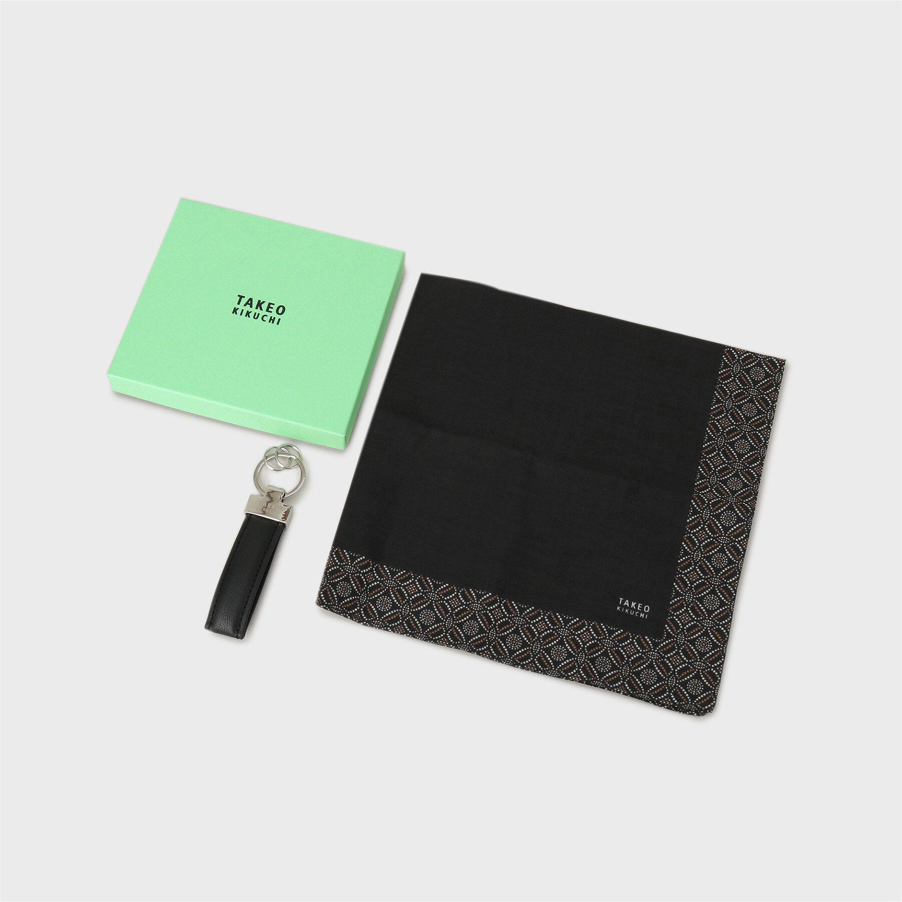 TAKEO KIKUCHI「ハンカチキーホルダーセット」|その他|ブラック(119)
