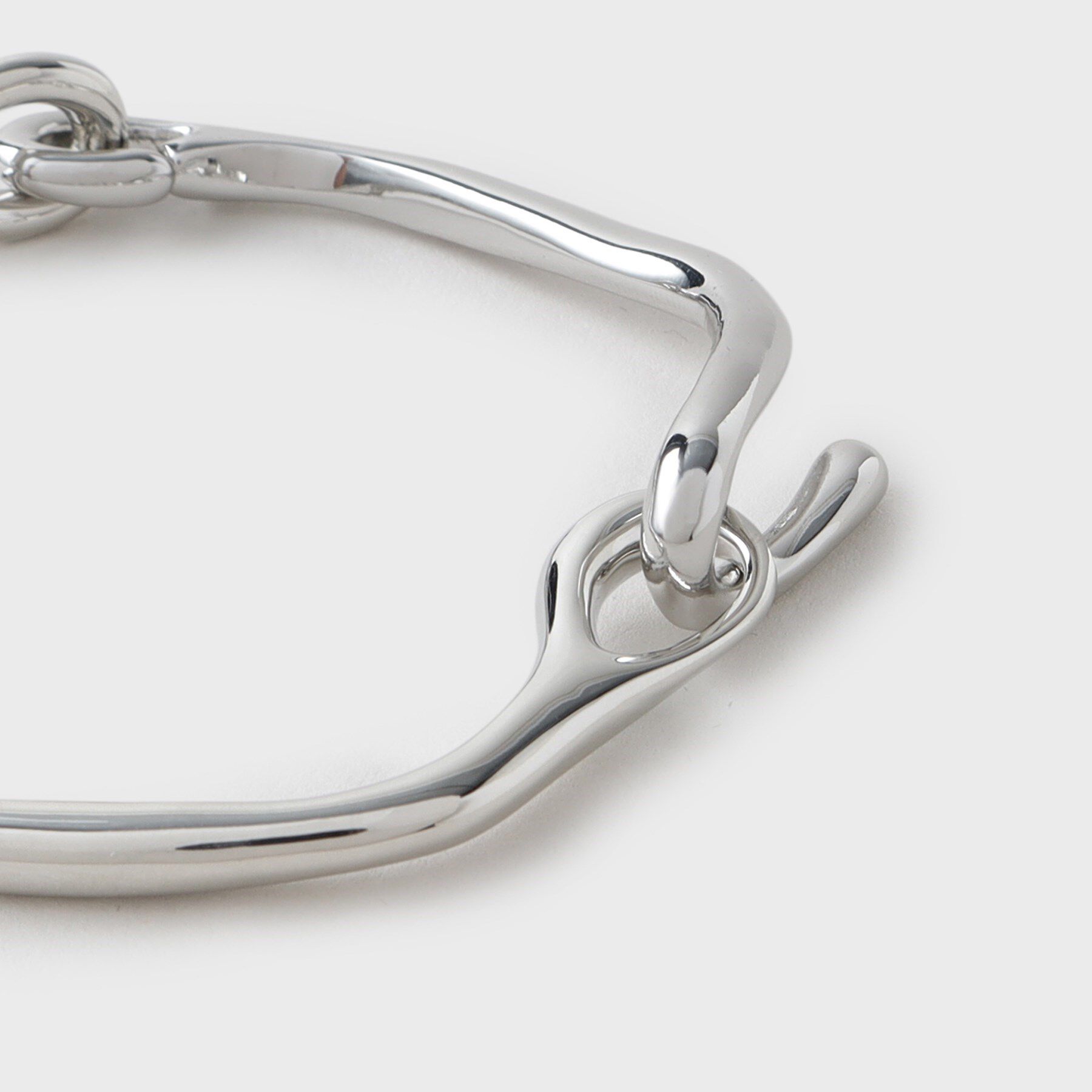 tk.TAKEO KIKUCHI「フックバングル」|ブレスレット・バングル|