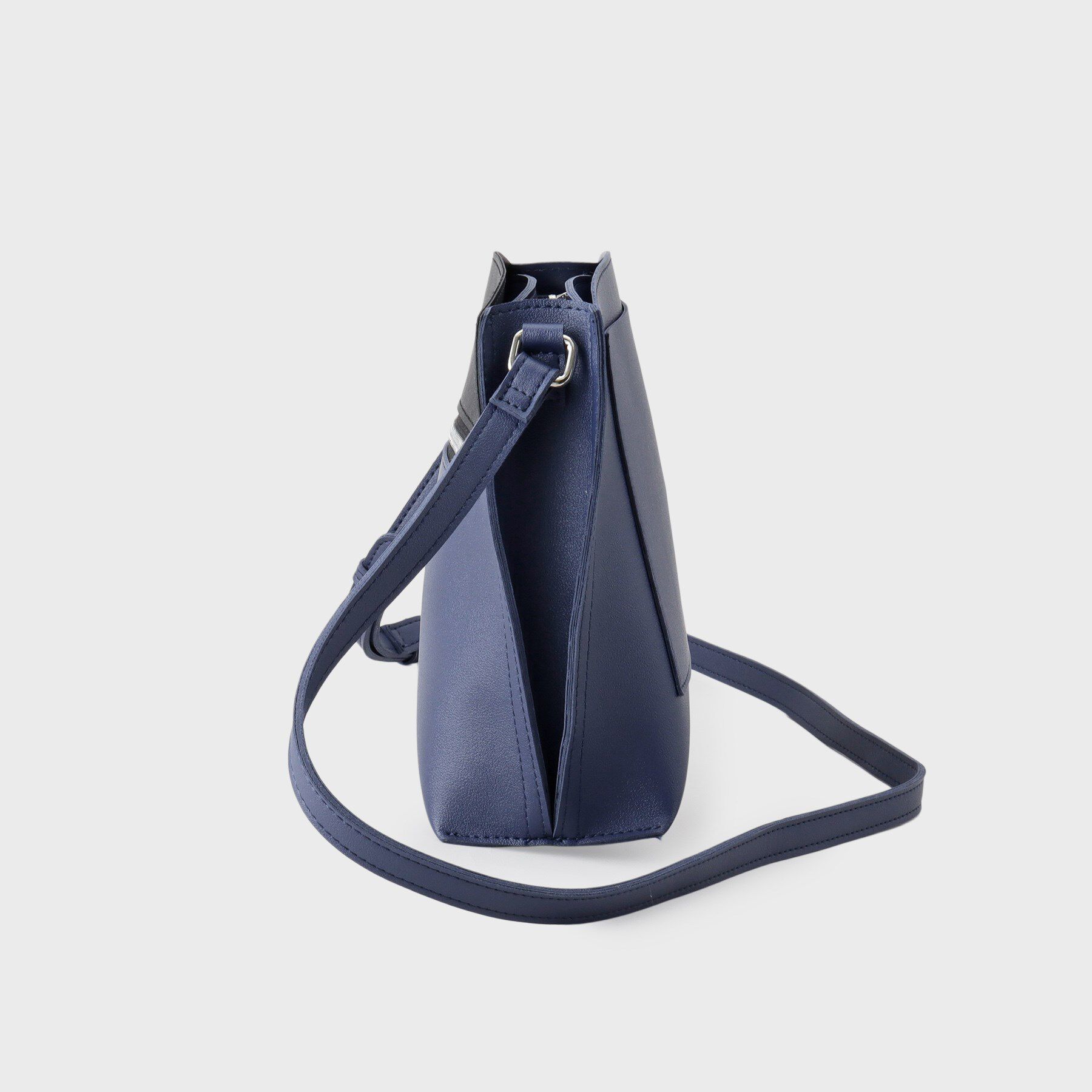 tk.TAKEO KIKUCHI「ラウンドミニショルダー」|ショルダー・メッセンジャー|