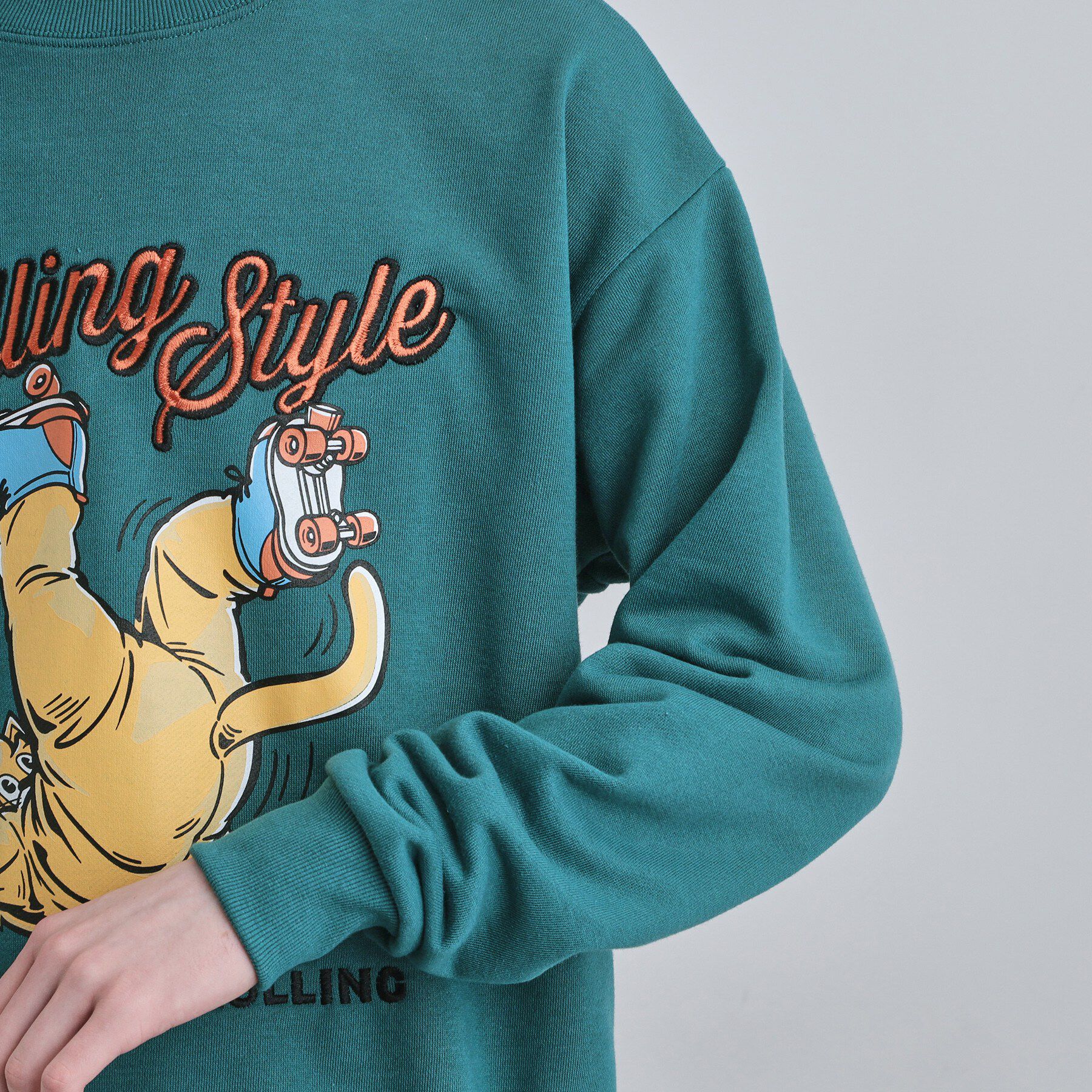 tk.TAKEO KIKUCHI「ポップ刺繍スウェット」|パーカー|