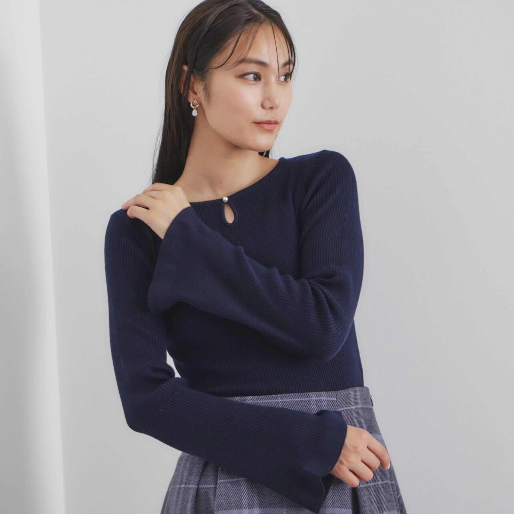 index「フロントパール袖フリルリブニット【洗濯機洗い可】」|ニット・セーター|