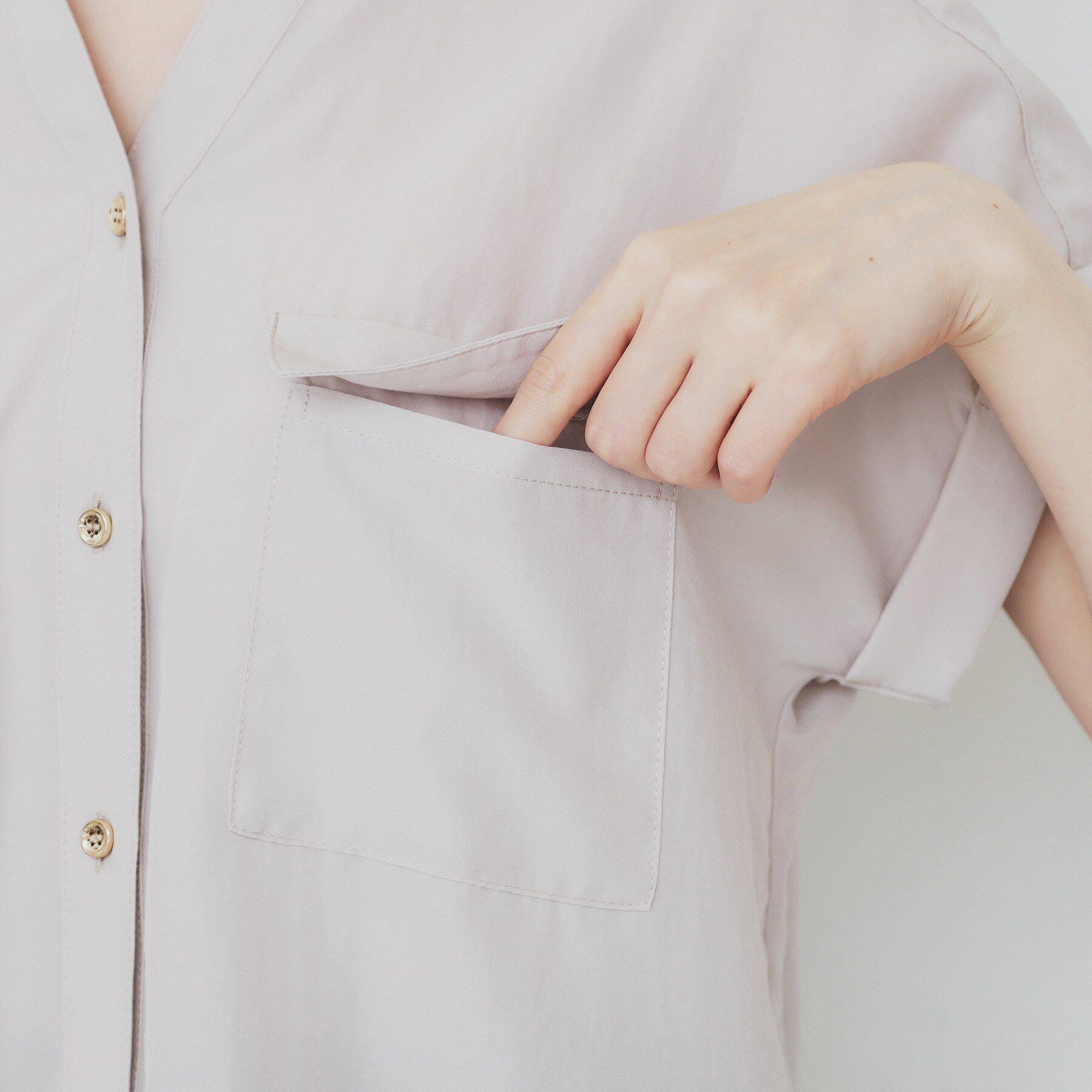 index「ダブルポケットスキッパーブラウス【洗濯機洗い可/イージーアイロン】」|シャツ・ブラウス|