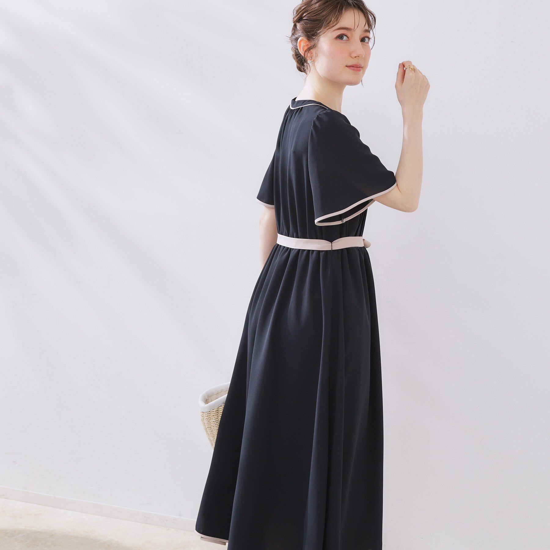 Couture broach「【配色・きれいめ・通勤】タックプリーツ配色ワンピース」|ワンピース|