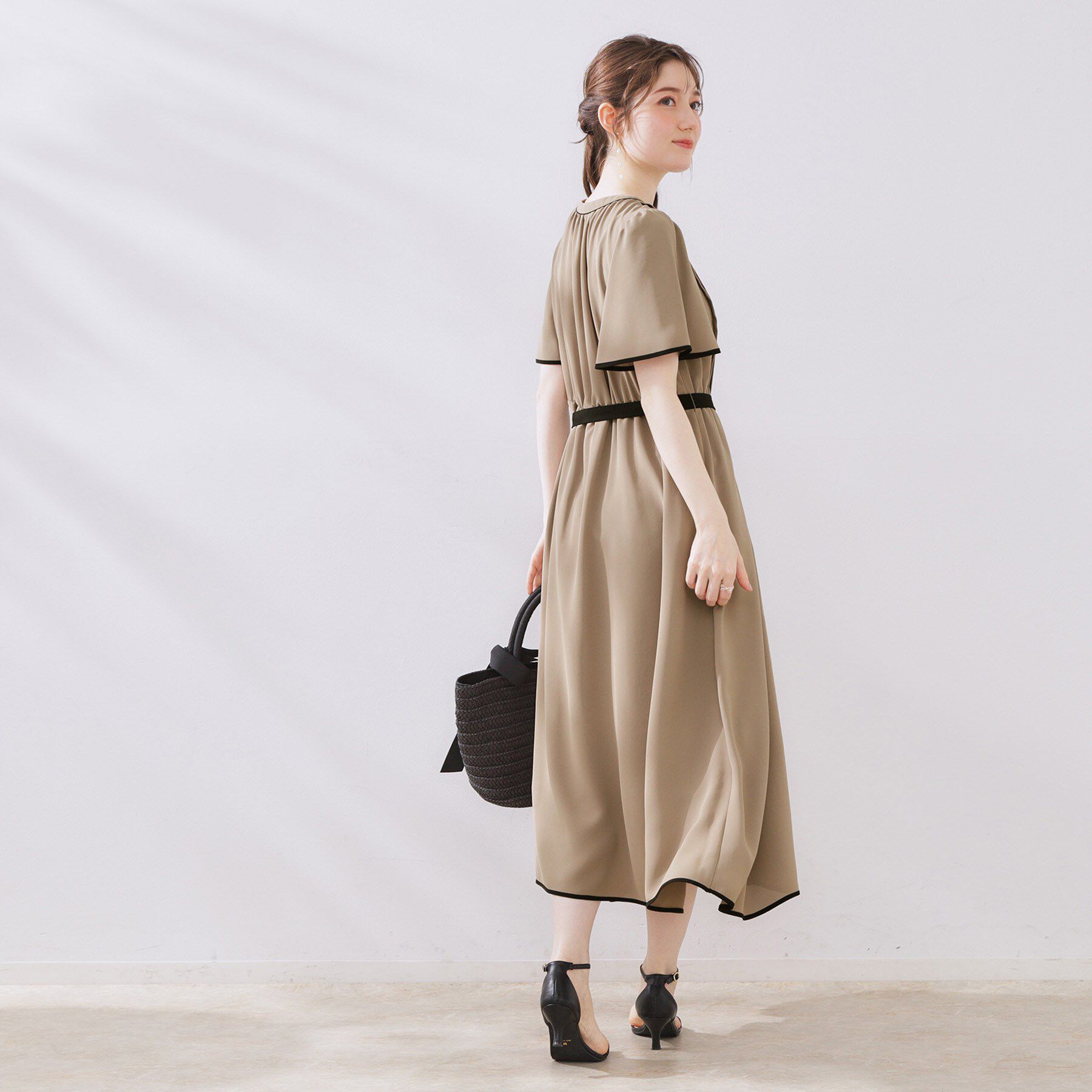 Couture broach「【配色・きれいめ・通勤】タックプリーツ配色ワンピース」|ワンピース|