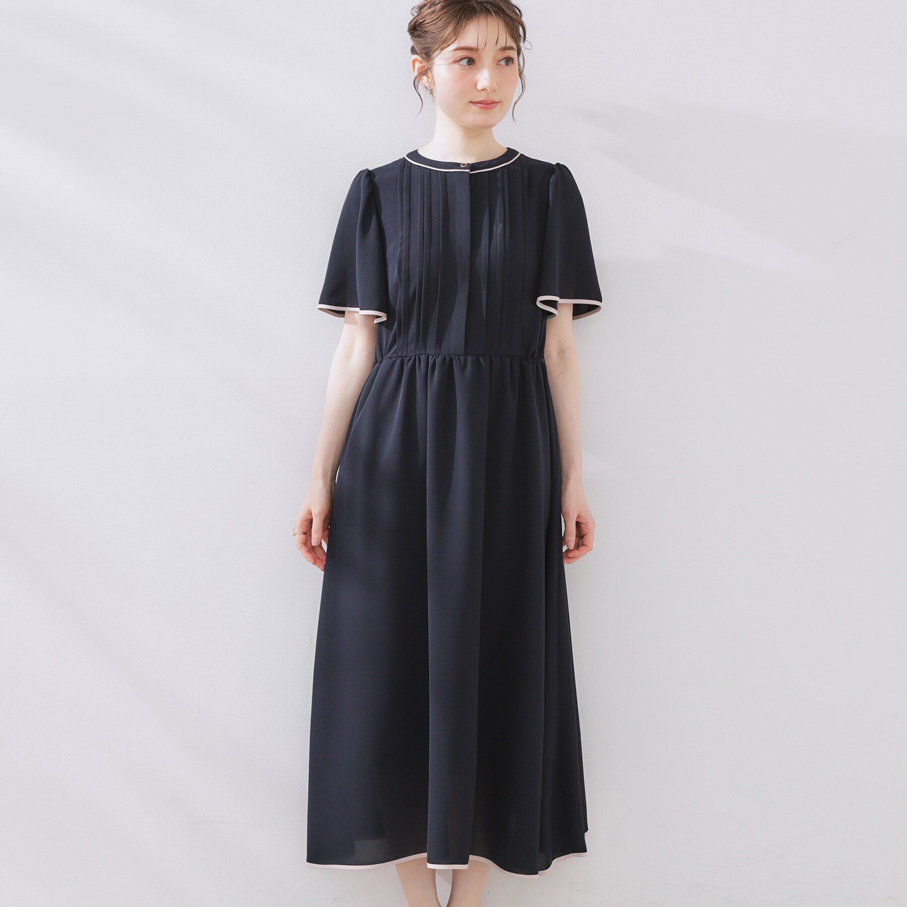 Couture broach「【配色・きれいめ・通勤】タックプリーツ配色ワンピース」|ワンピース|