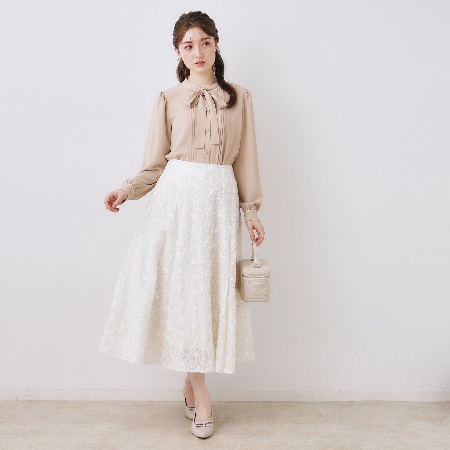 Couture broach「【ハレの日・通勤】配色タックタイブラウス」|シャツ・ブラウス|