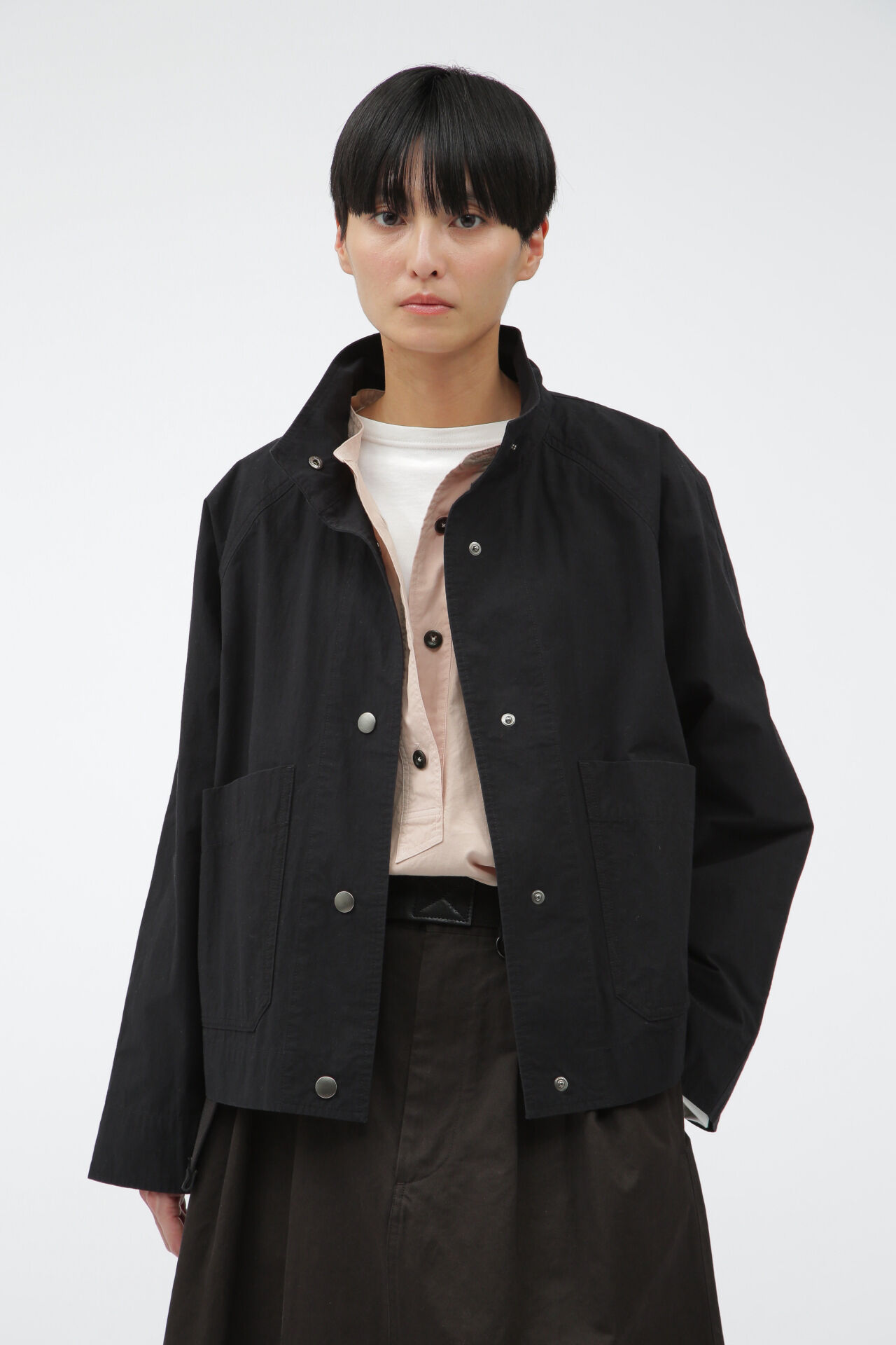 MHL.「COTTON NYLON PLAINWEAVE」|ブルゾン・スタジャン|BLACK