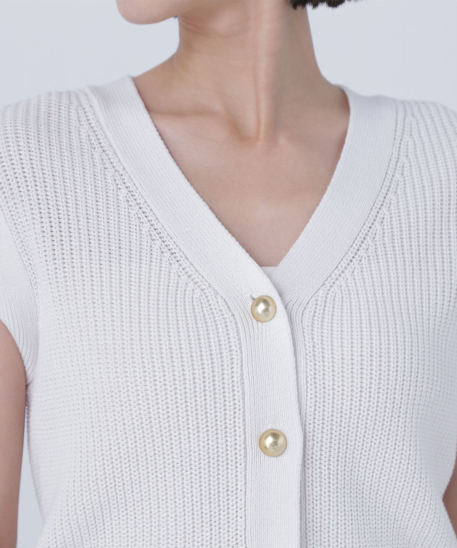  「ゴールドボタンニットベスト」|ニット・セーター|