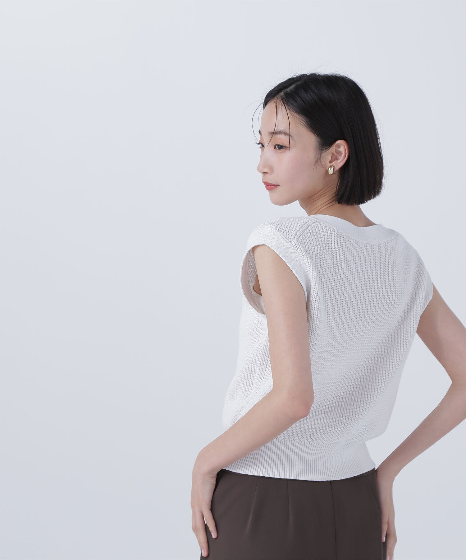  「ゴールドボタンニットベスト」|ニット・セーター|