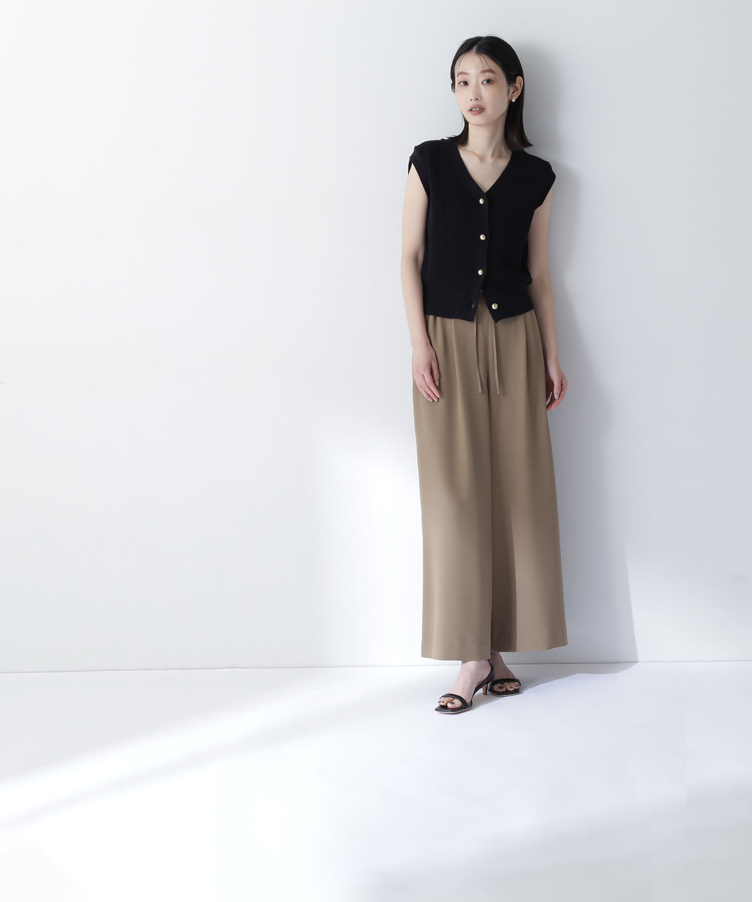  「ゴールドボタンニットベスト」|ニット・セーター|