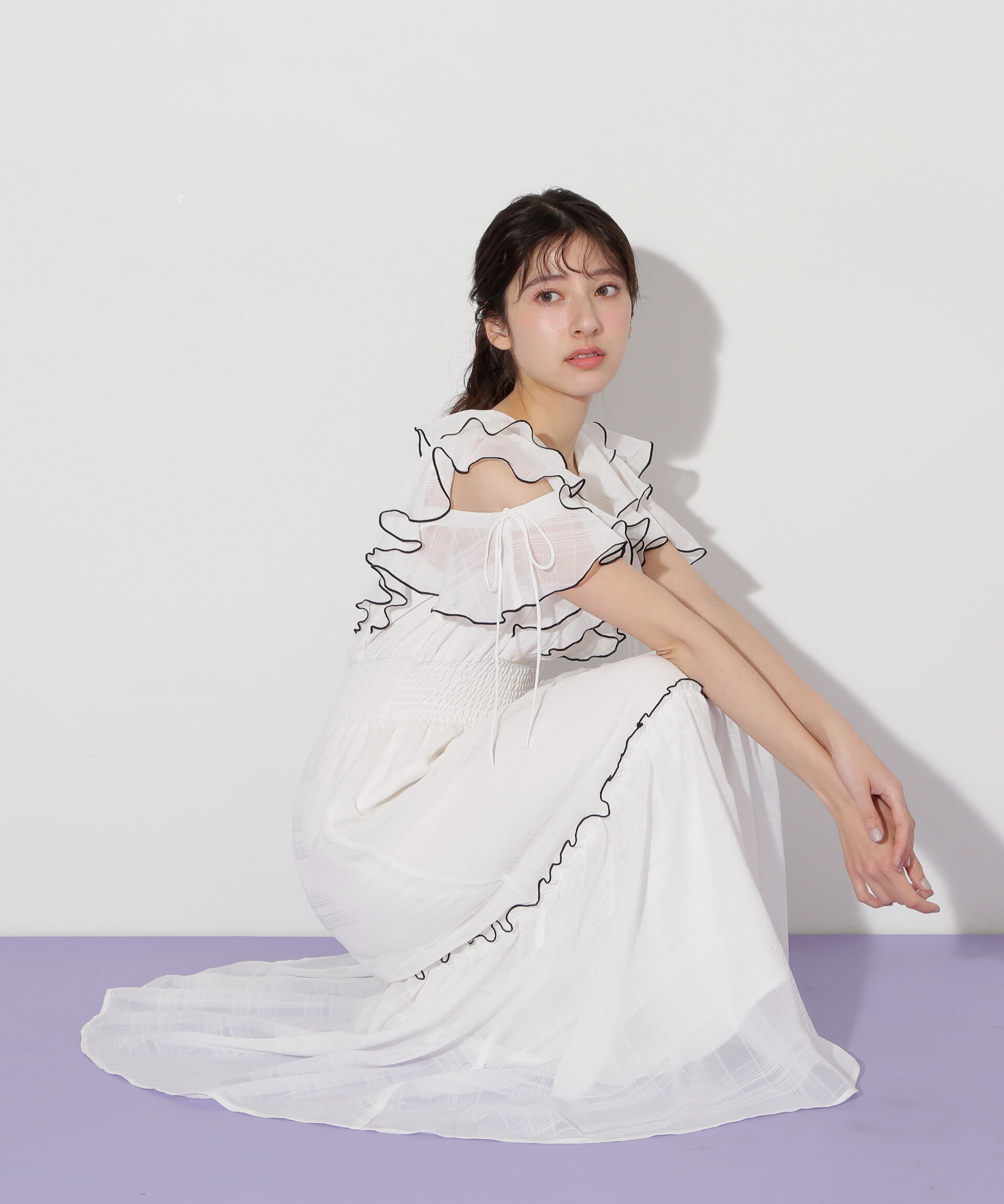  「シアーチェックボリュームフリルワンピース」|ワンピース|オフホワイト