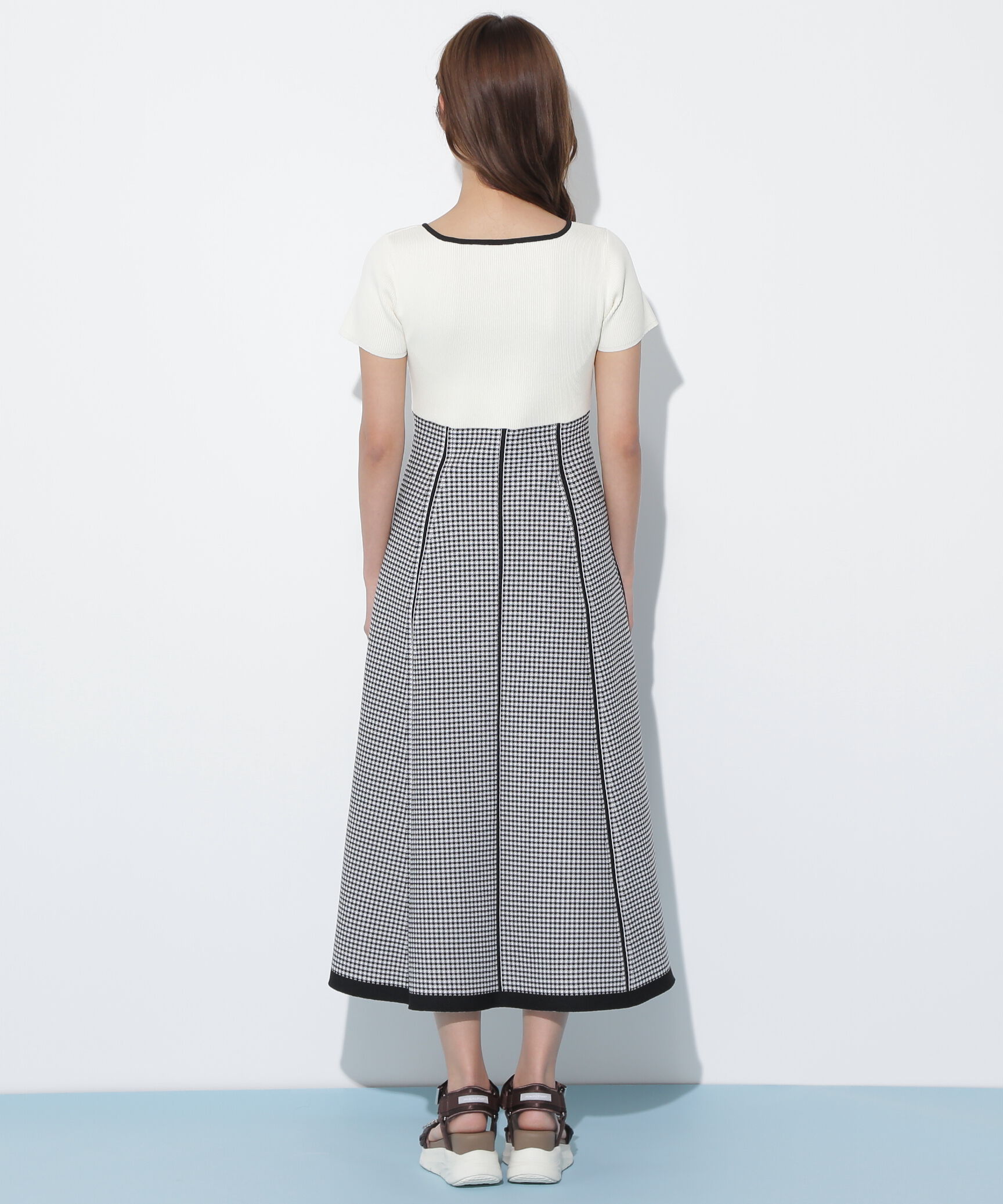  「ジャガードニットフレアワンピース」|ワンピース|