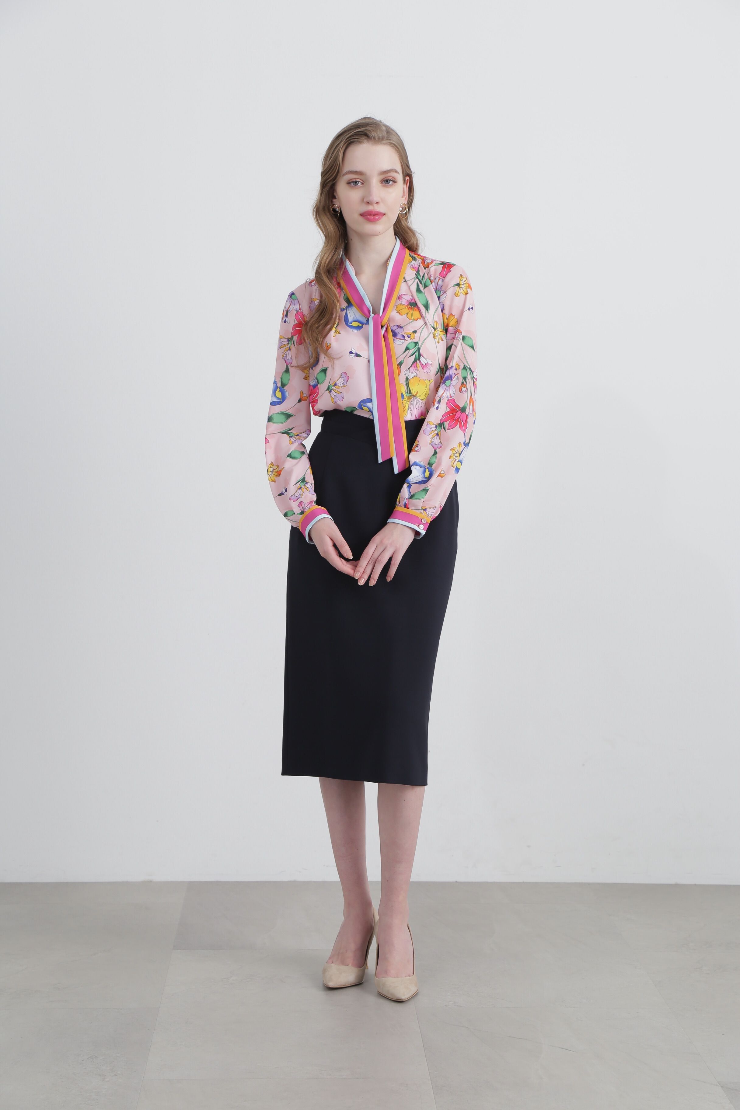  「◆Ｖウエストタイトスカート」|スカート|