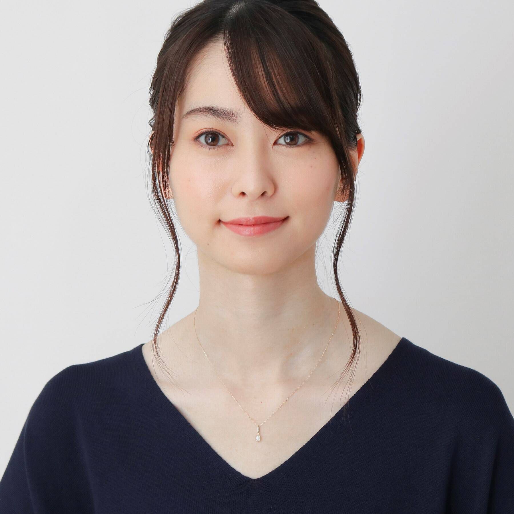 COCOSHNIK「カラーストーン（ムーンストーン）ローズカットペアシェイプ　ネックレス」|ネックレス|