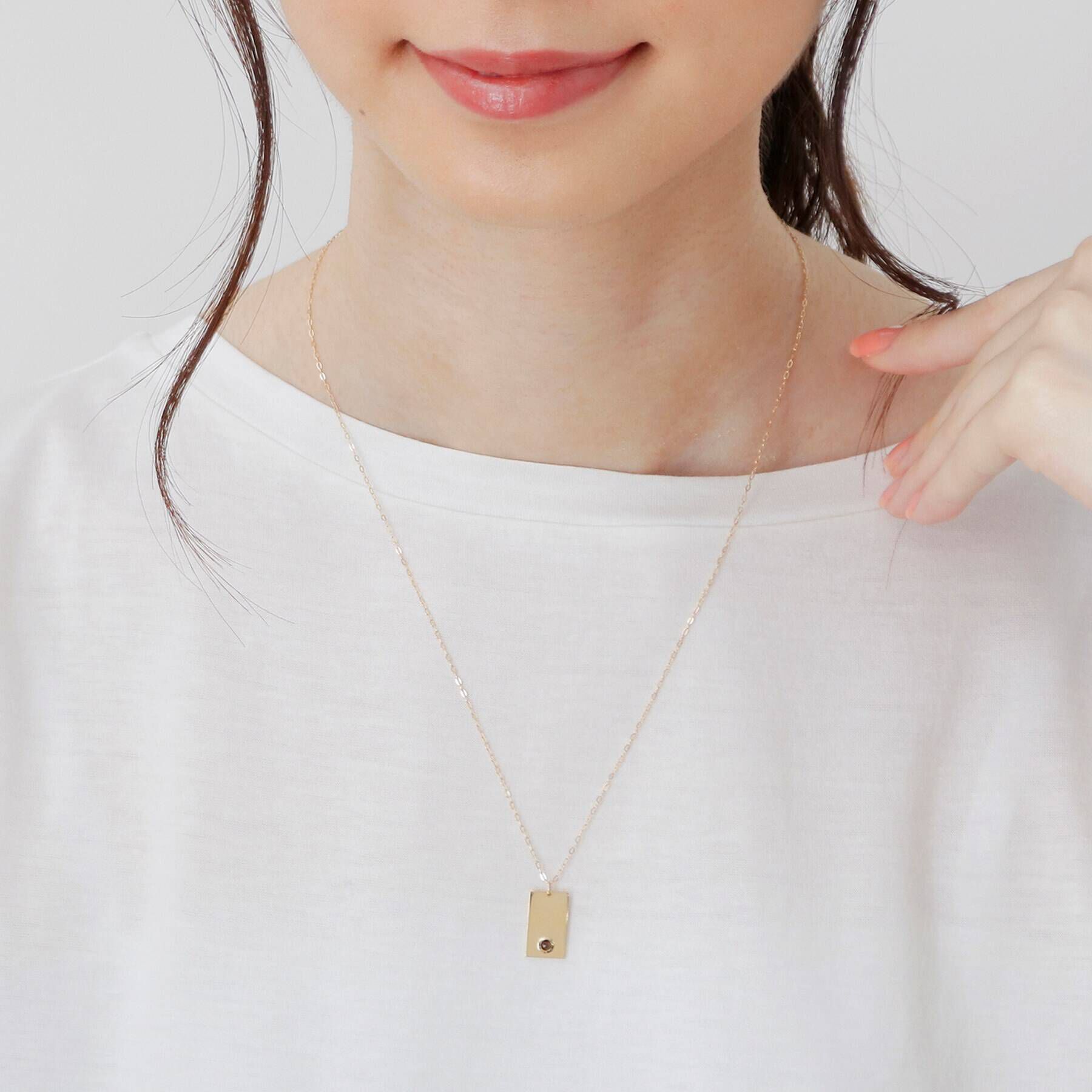 COCOSHNIK「カラーストーン（スモーキークォーツ）スクエアプレート　ネックレス」|ネックレス|