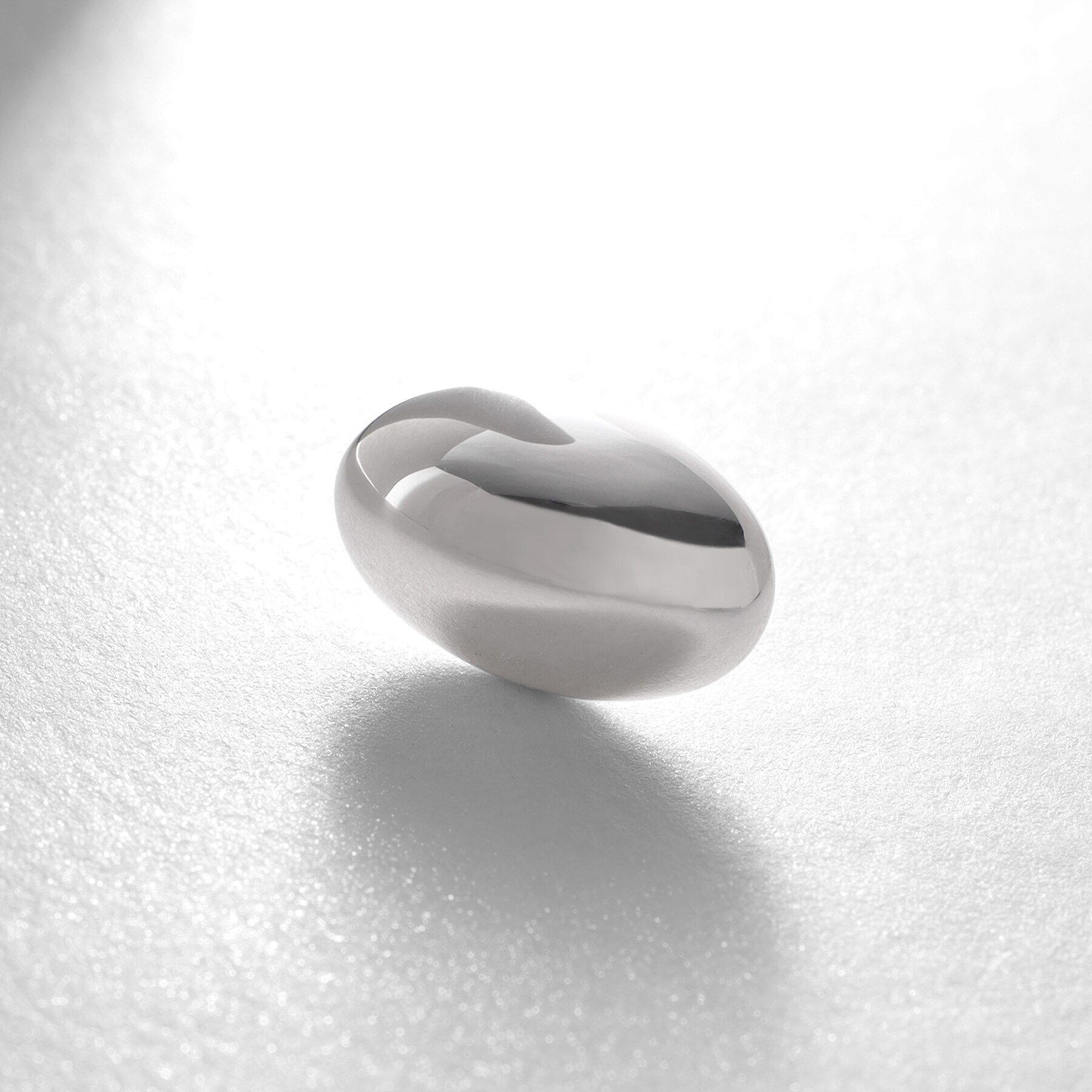 COCOSHNIK ONKITSCH「シルバー ホロウピアス オーバルスタッド」|ピアス|