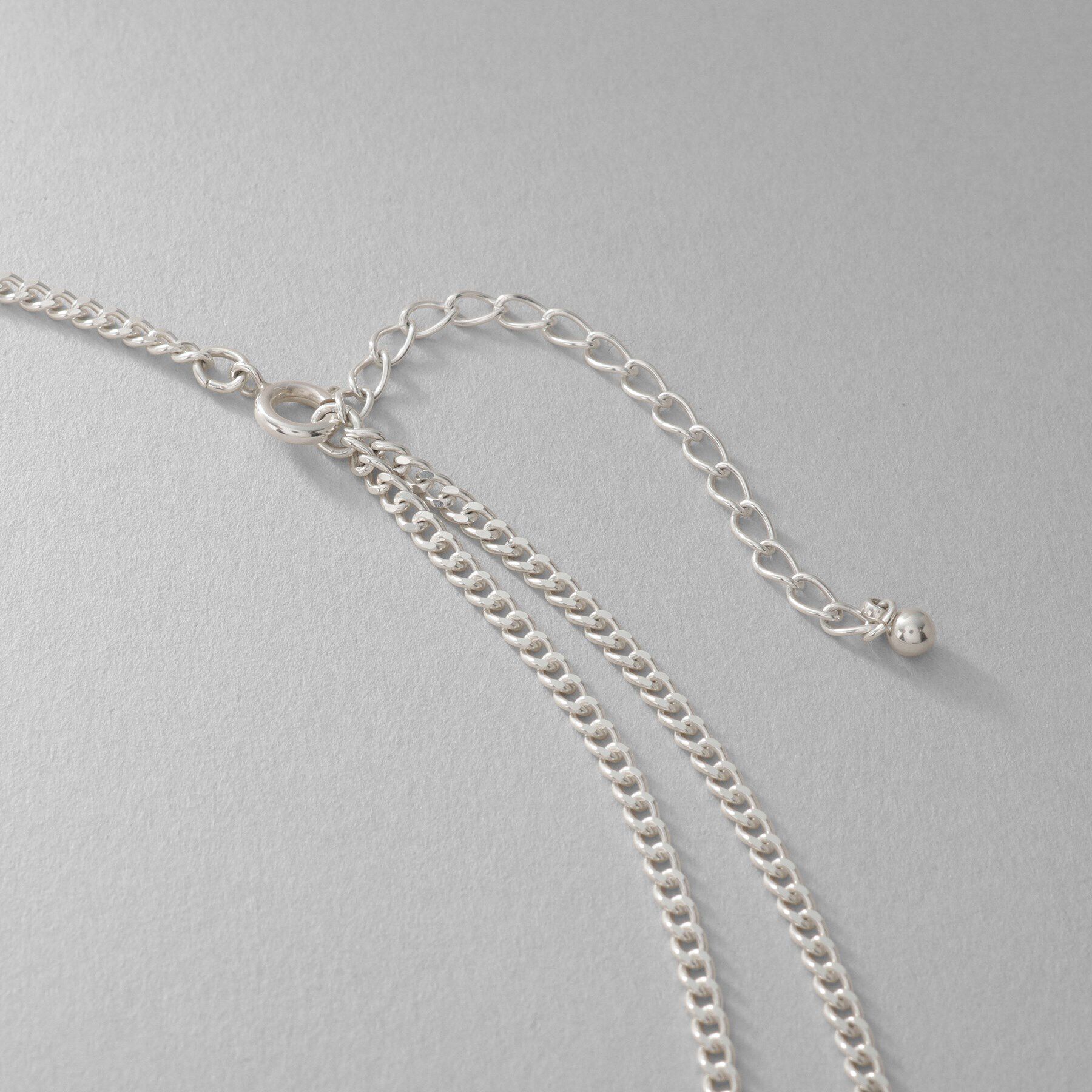 COCOSHNIK ONKITSCH「シルバー ロックモチーフ ドレープネックレス」|ネックレス|