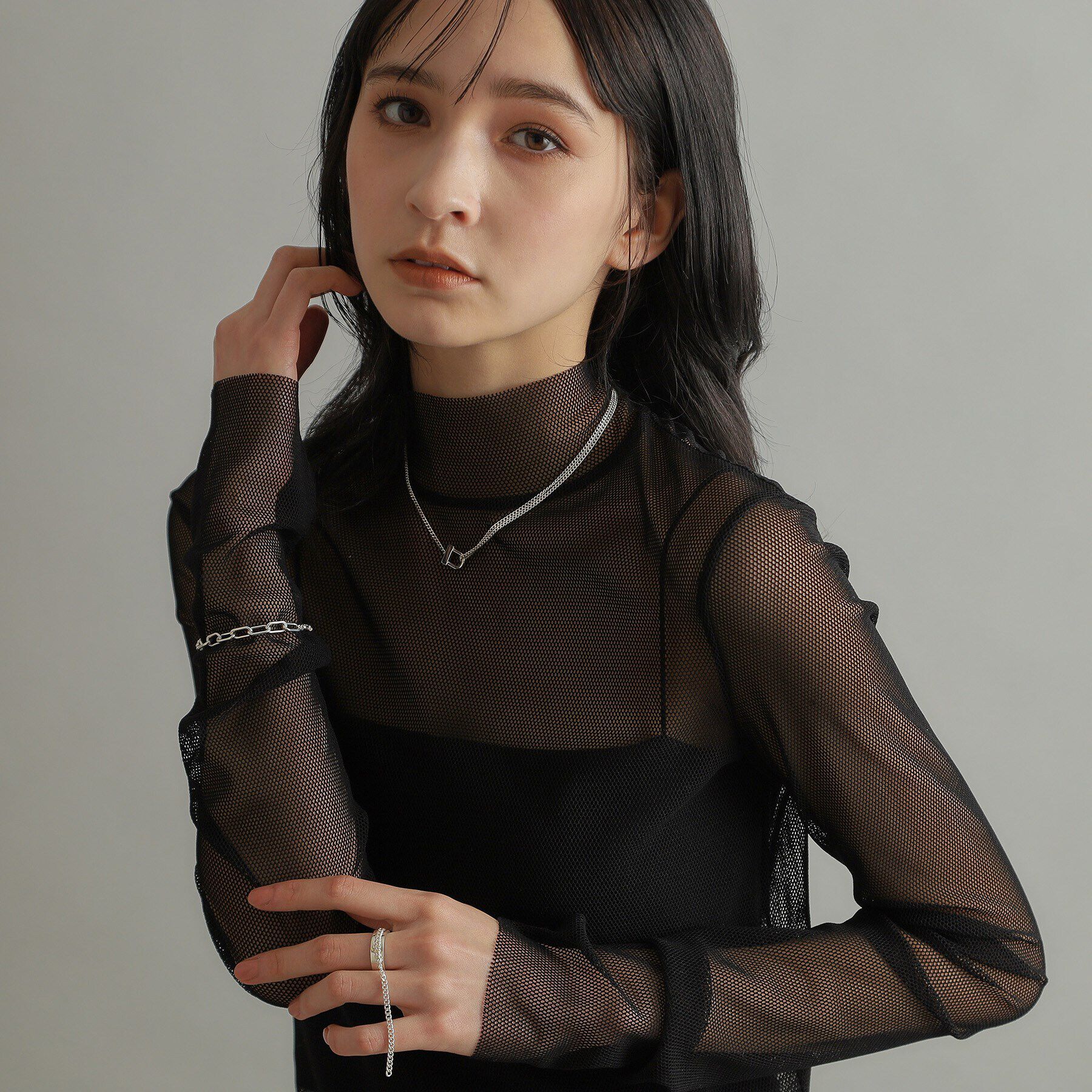 COCOSHNIK ONKITSCH「シルバー ロックモチーフ ドレープネックレス」|ネックレス|