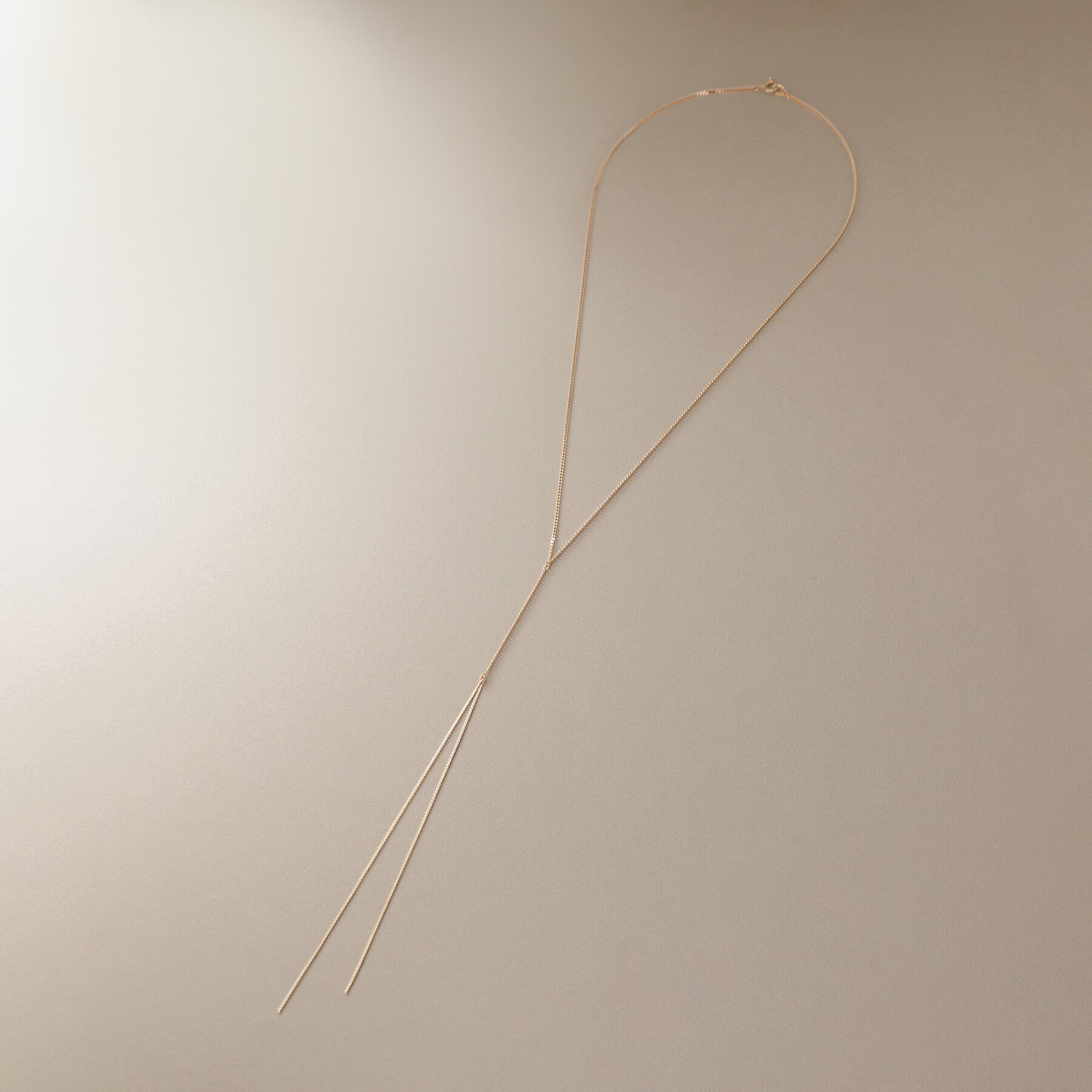 COCOSHNIK「K10キヘイフリンジY ネックレス小」|ネックレス|