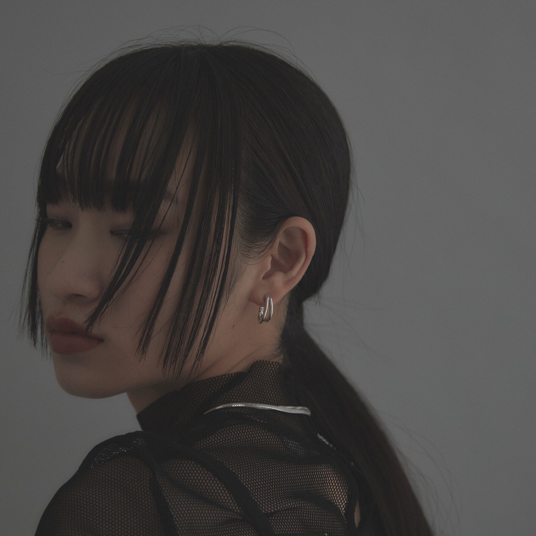 COCOSHNIK ONKITSCH「シルバー ハギーイヤリング ダブルフープ」|イヤリング|