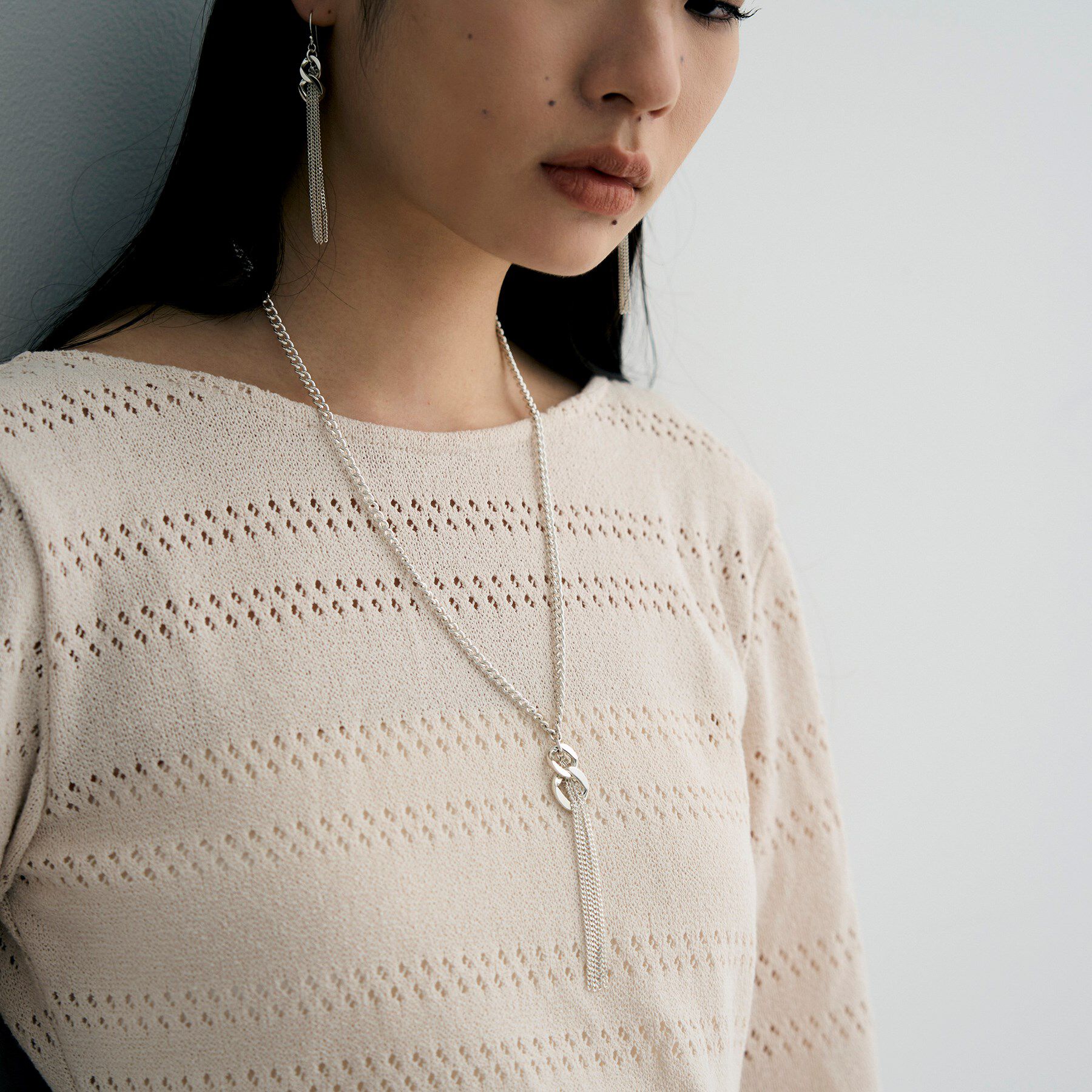 COCOSHNIK ONKITSCH「シルバー カーブチェーンモチーフフリンジネックレス」|ネックレス|