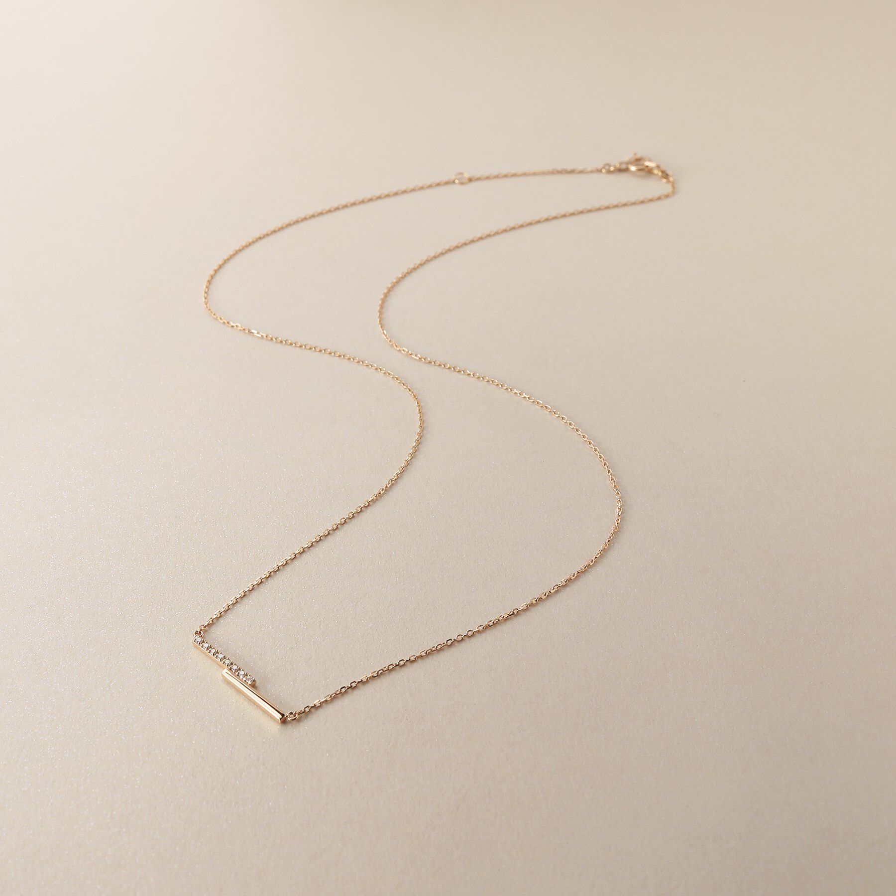 COCOSHNIK「K10ダイヤモンド ステップライン ネックレス」|ネックレス|イエローゴールド(1