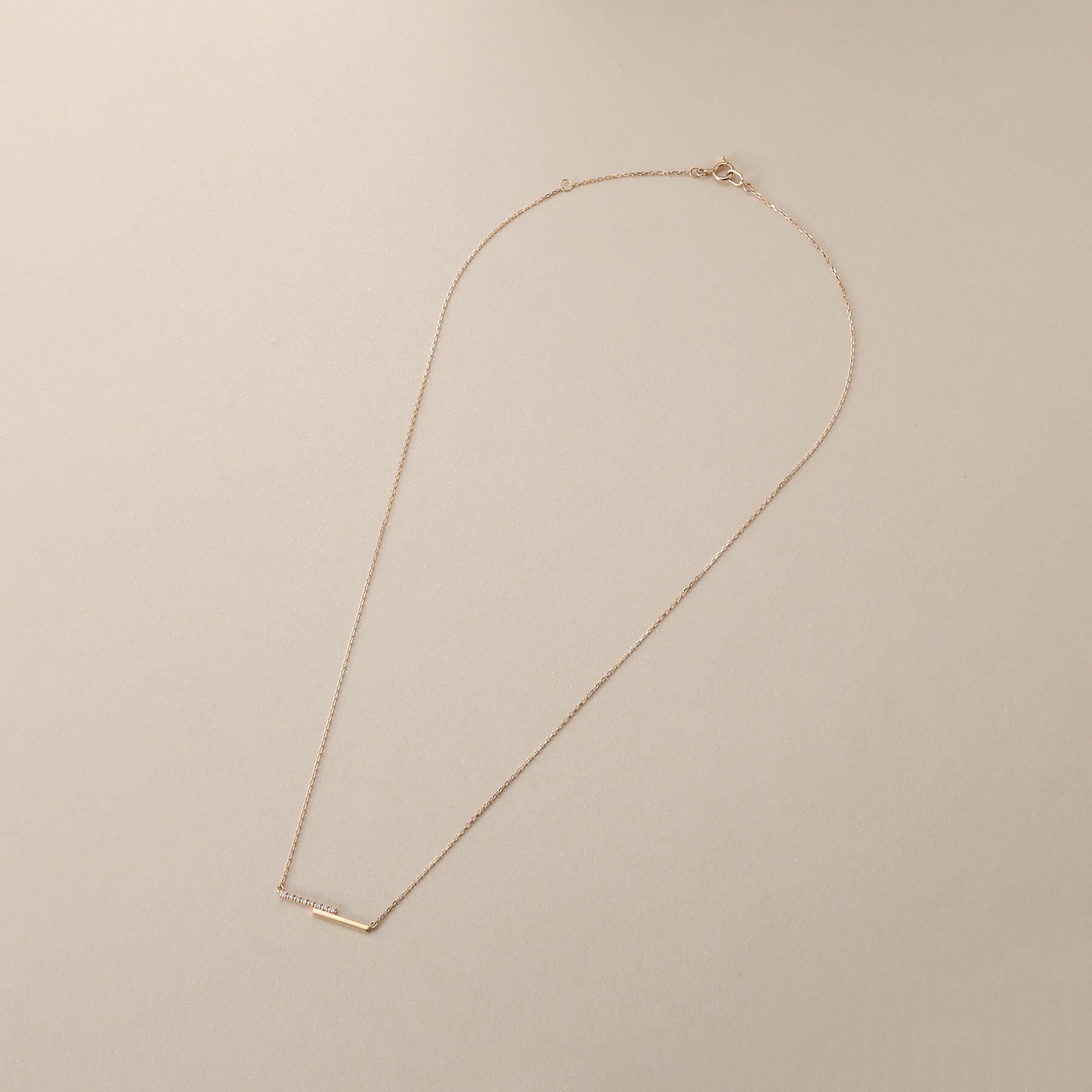 COCOSHNIK「K10ダイヤモンド ステップライン ネックレス」|ネックレス|