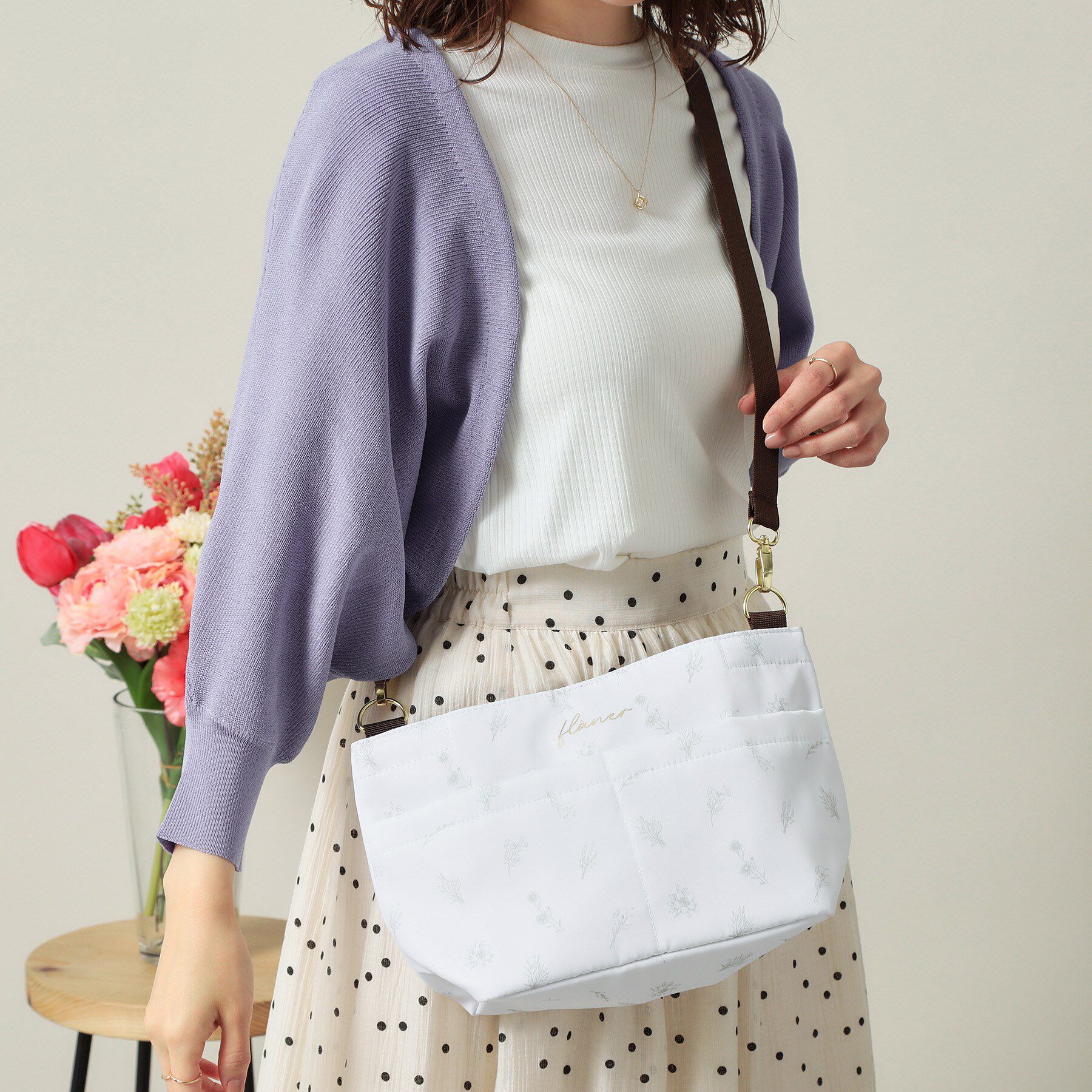 ITS&rsquo;DEMO「【2WAY】花柄バッグインバッグ」|ショルダー・メッセンジャー|オフホワイト(103