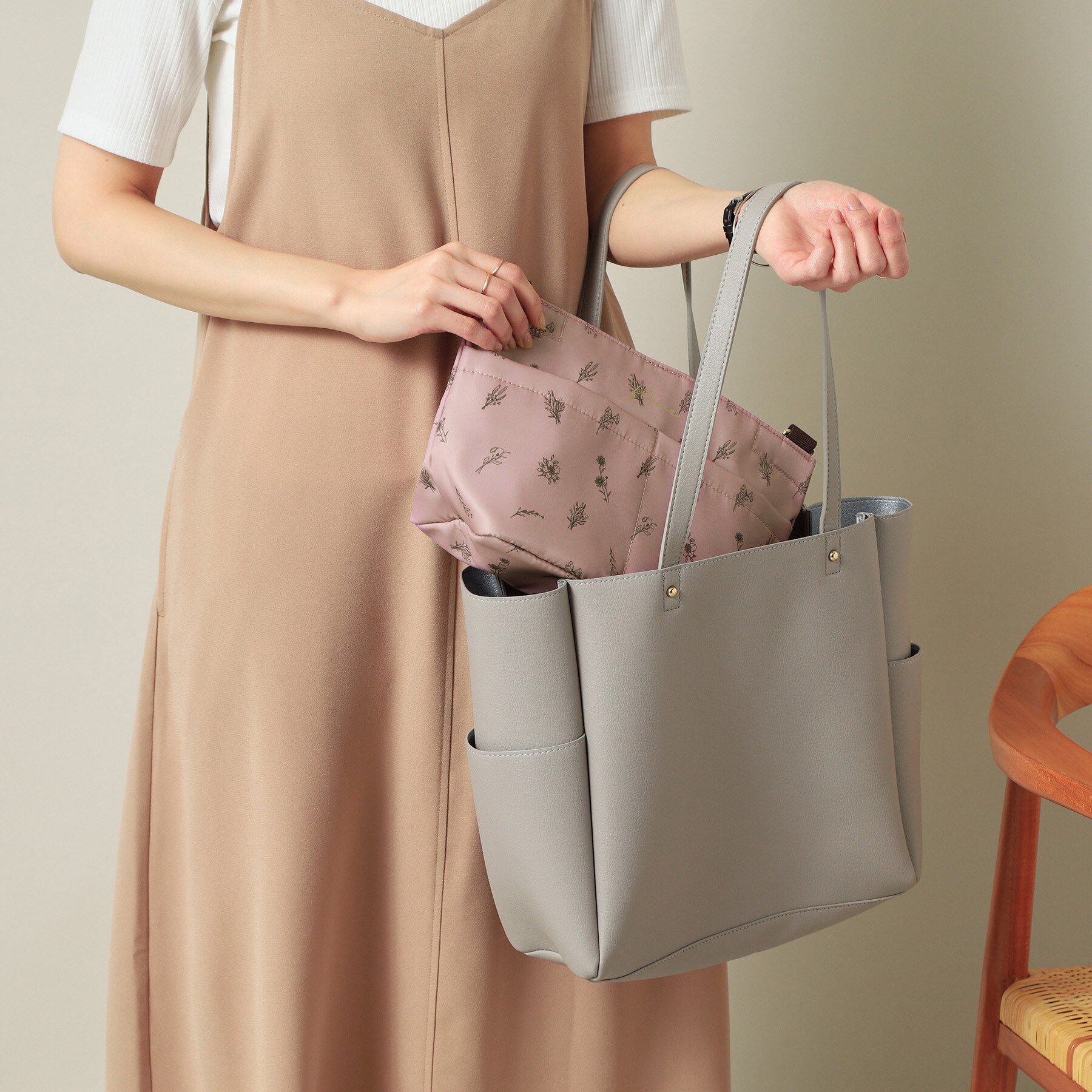 ITS&rsquo;DEMO「【2WAY】花柄バッグインバッグ」|ショルダー・メッセンジャー|