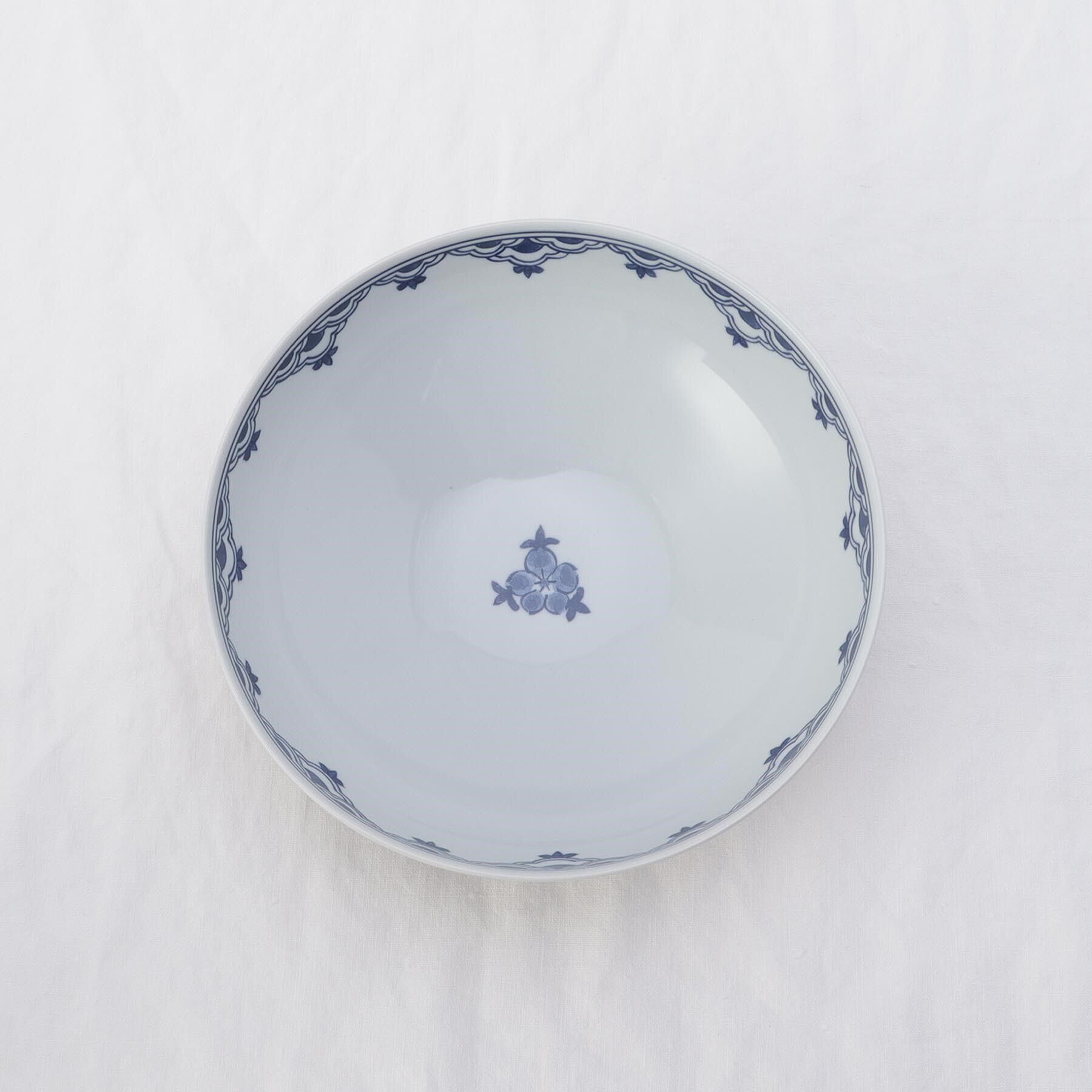 212 KITCHEN STORE「献上古伊万里 ボウルL 藍」|食器・キッチングッズ|