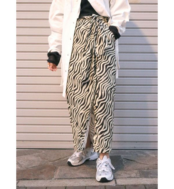 Ungrid「ウエストデザインスリットゼブラスカート」|スカート|ブラック