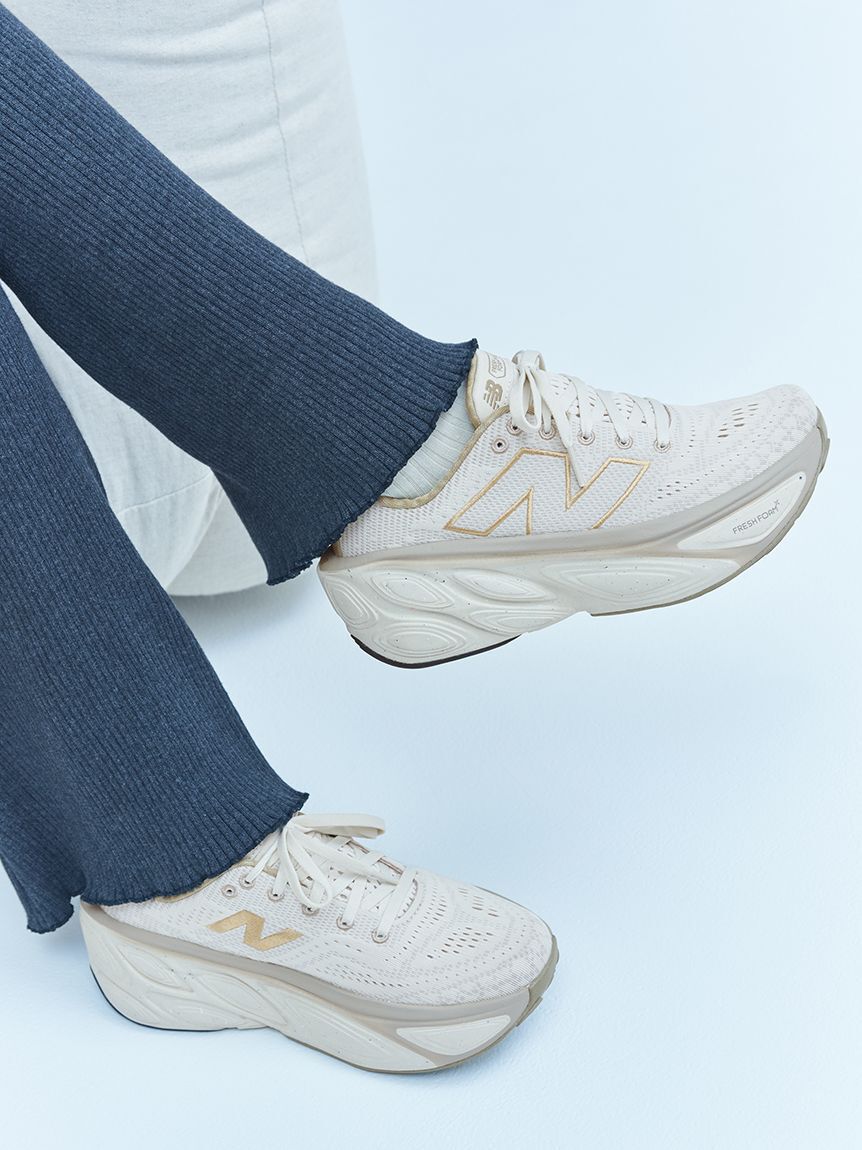 NEW BALANCE 「【New balance for emmi】Fresh Foam X More v5」|スニーカー|BEG
