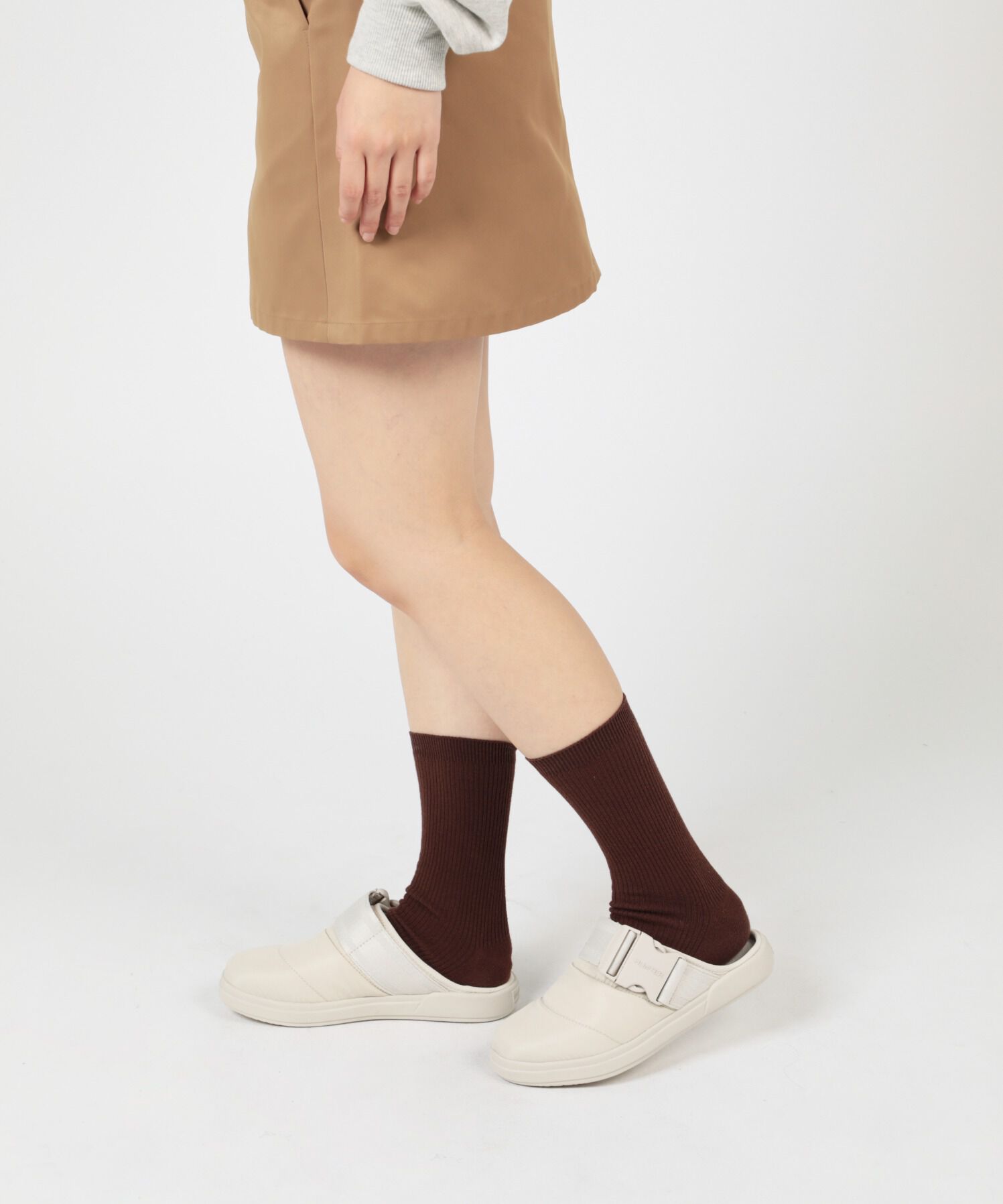 HUNTER「レディース イン/アウト トップクリップ ミュール スリッパ」|サンダル|