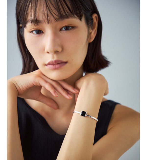 Jouete「バングル ブラックカルセドニー」|ブレスレット・バングル|