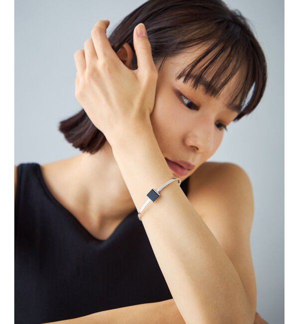 Jouete「バングル ブラックカルセドニー」|ブレスレット・バングル|