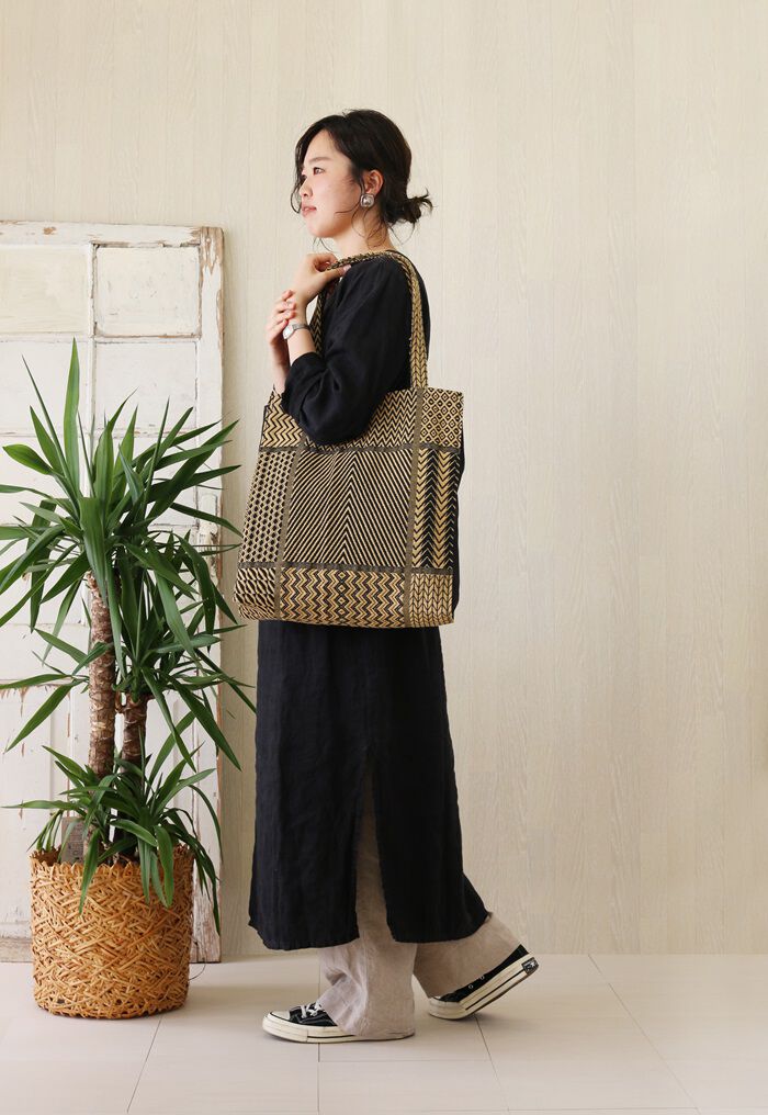 BACKYARD FAMILY「トートバッグ 肩掛け 大容量 通販 トートバック トート 手提げ スクエアトート スクエア型」|トートバッグ|