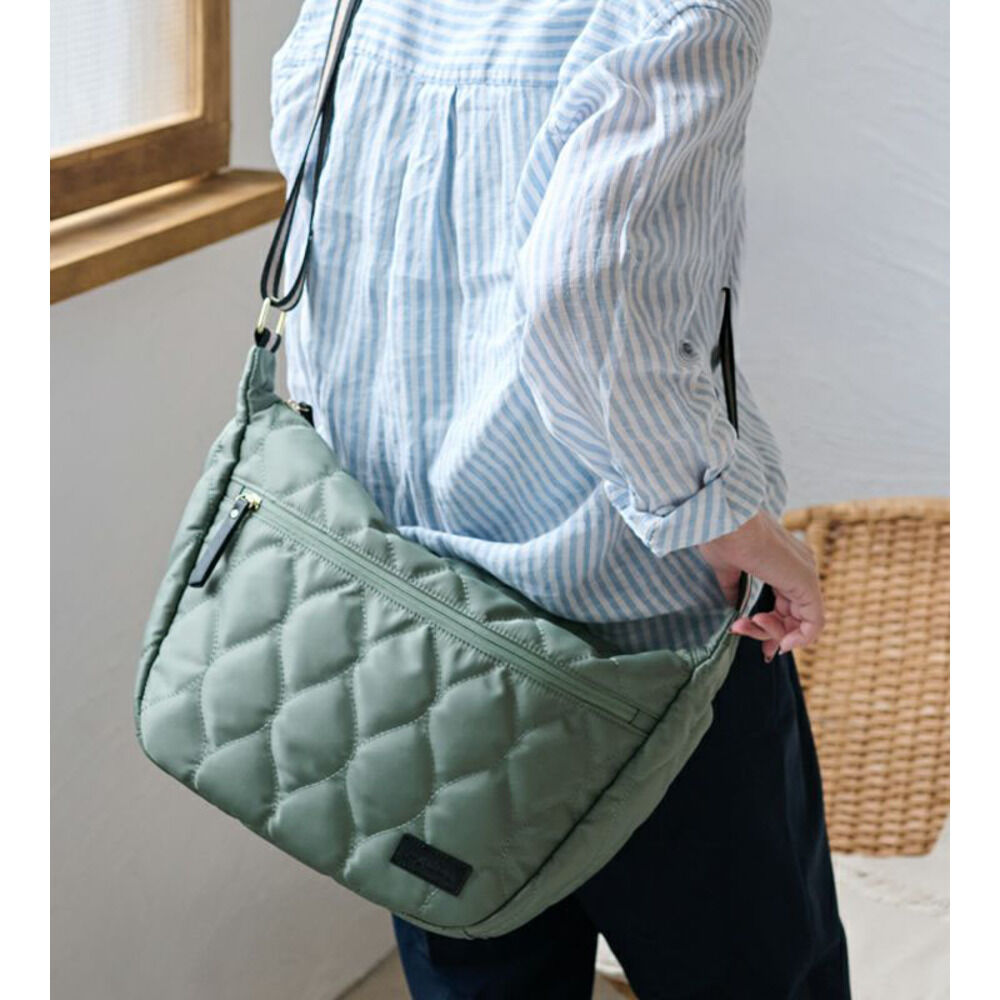 BACKYARD FAMILY「LIZDAYS ショルダーバッグ LZ-70522 通販 リズデイズ ショルダーバック」|ショルダー・メッセンジャー|グリーン1