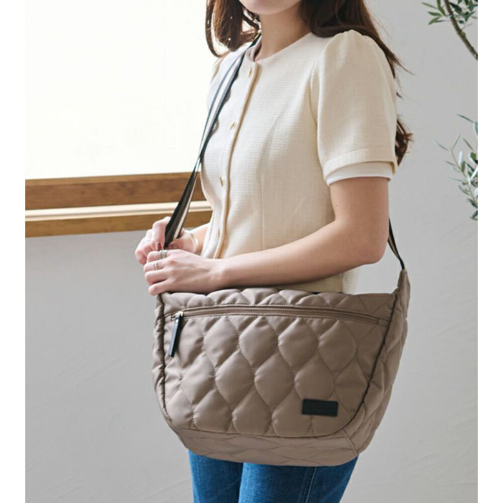 BACKYARD FAMILY「LIZDAYS ショルダーバッグ LZ-70522 通販 リズデイズ ショルダーバック」|ショルダー・メッセンジャー|ベージュ1