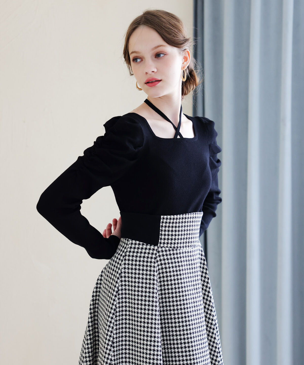 アンドクチュール「スクエアネックホルターリボンプルオーバー」|ニット・セーター|