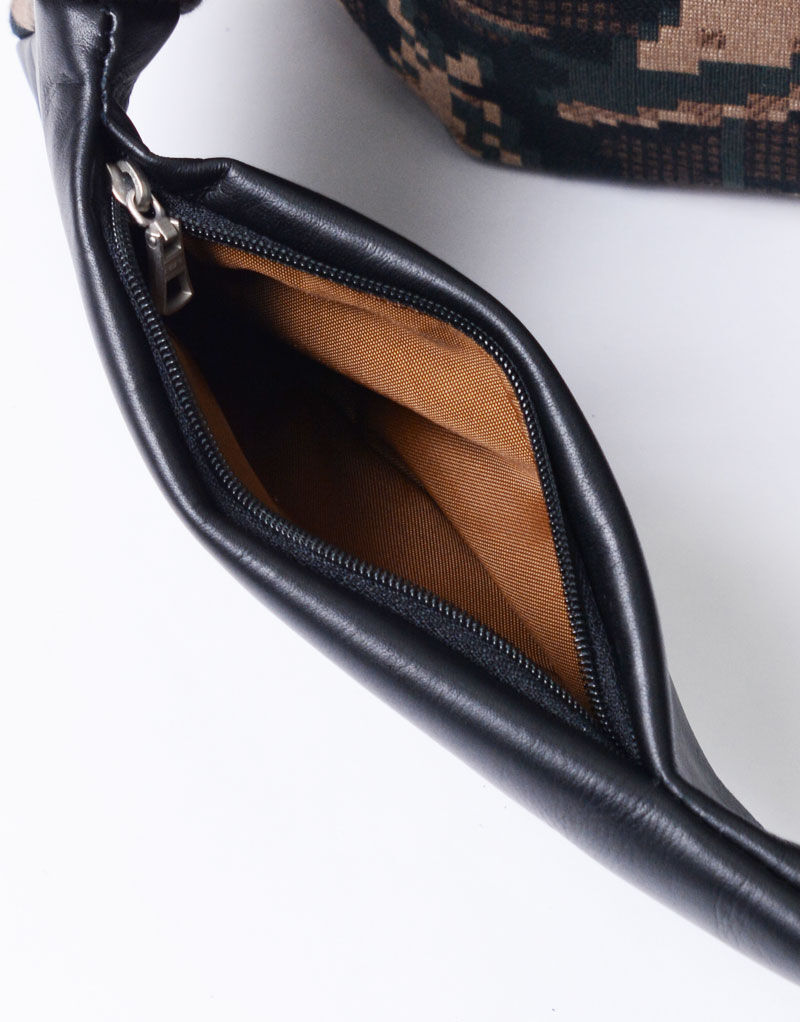 master-piece「nowartt&times;master-piece -Digital Zoo- スリングバッグ」|ショルダー・メッセンジャー|