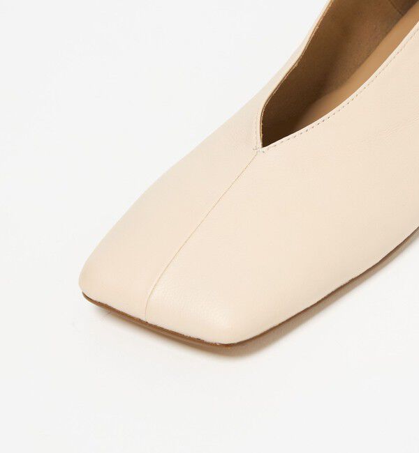 ODETTE E ODILE「オブリークスクエアトゥフラット15&darr;&uarr;」|パンプス|