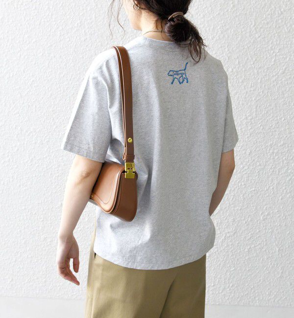 SHIPS any「【SHIPS any別注】Collegiate Pacific:〈洗濯機可能〉V ガゼット プリント & 刺繍 Tシャツ 25SS」|Tシャツ・カットソー|